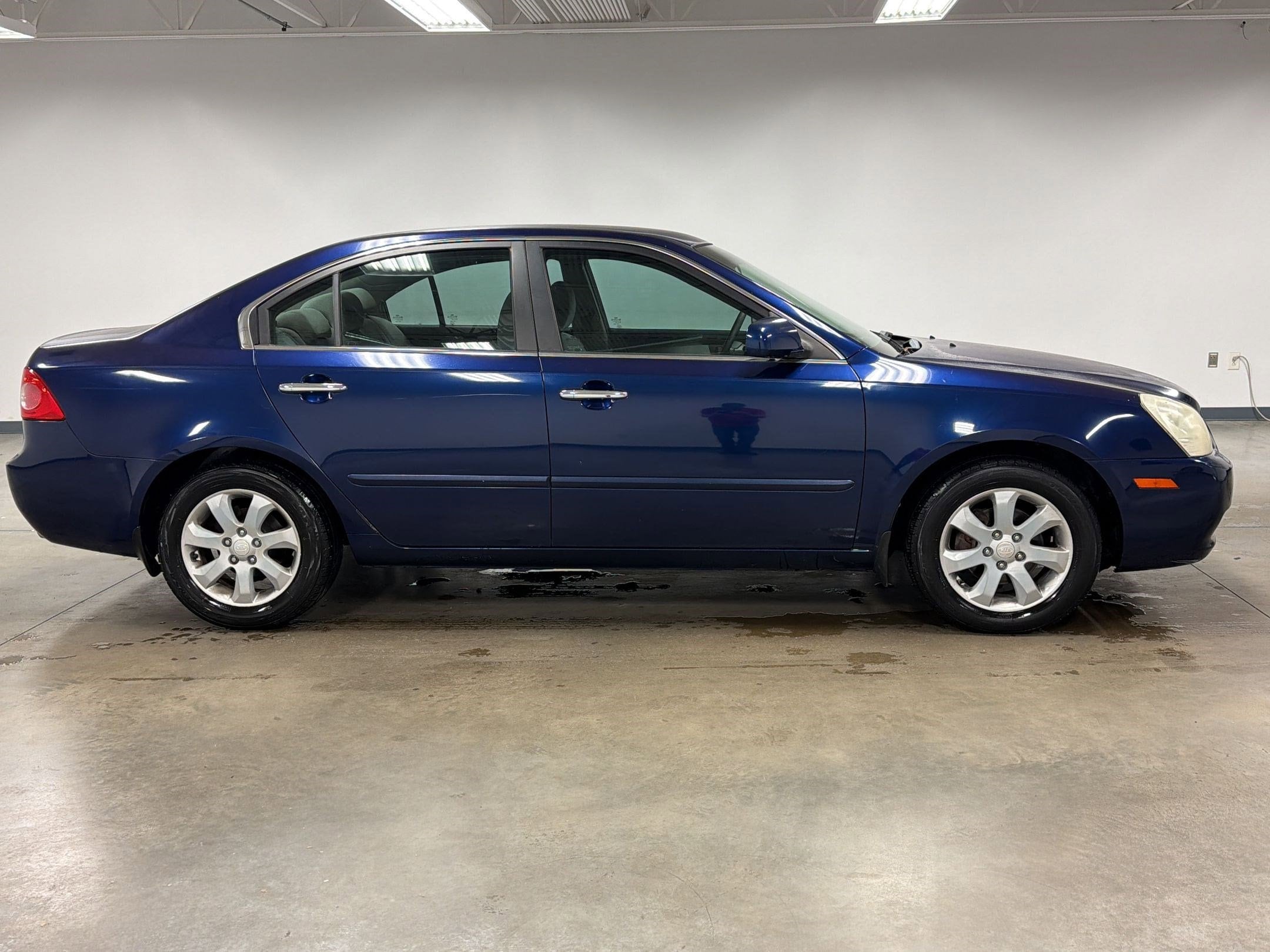 2007 Kia Optima EX photo 6