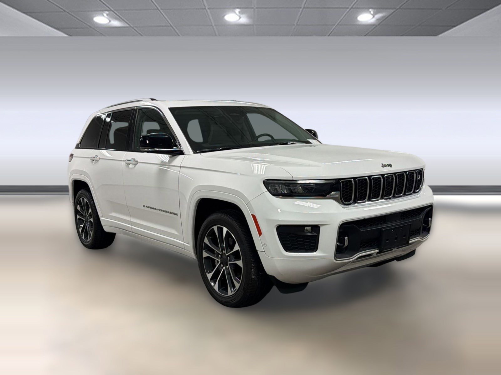 2023 Jeep Grand Cherokee Overland - Photo 6