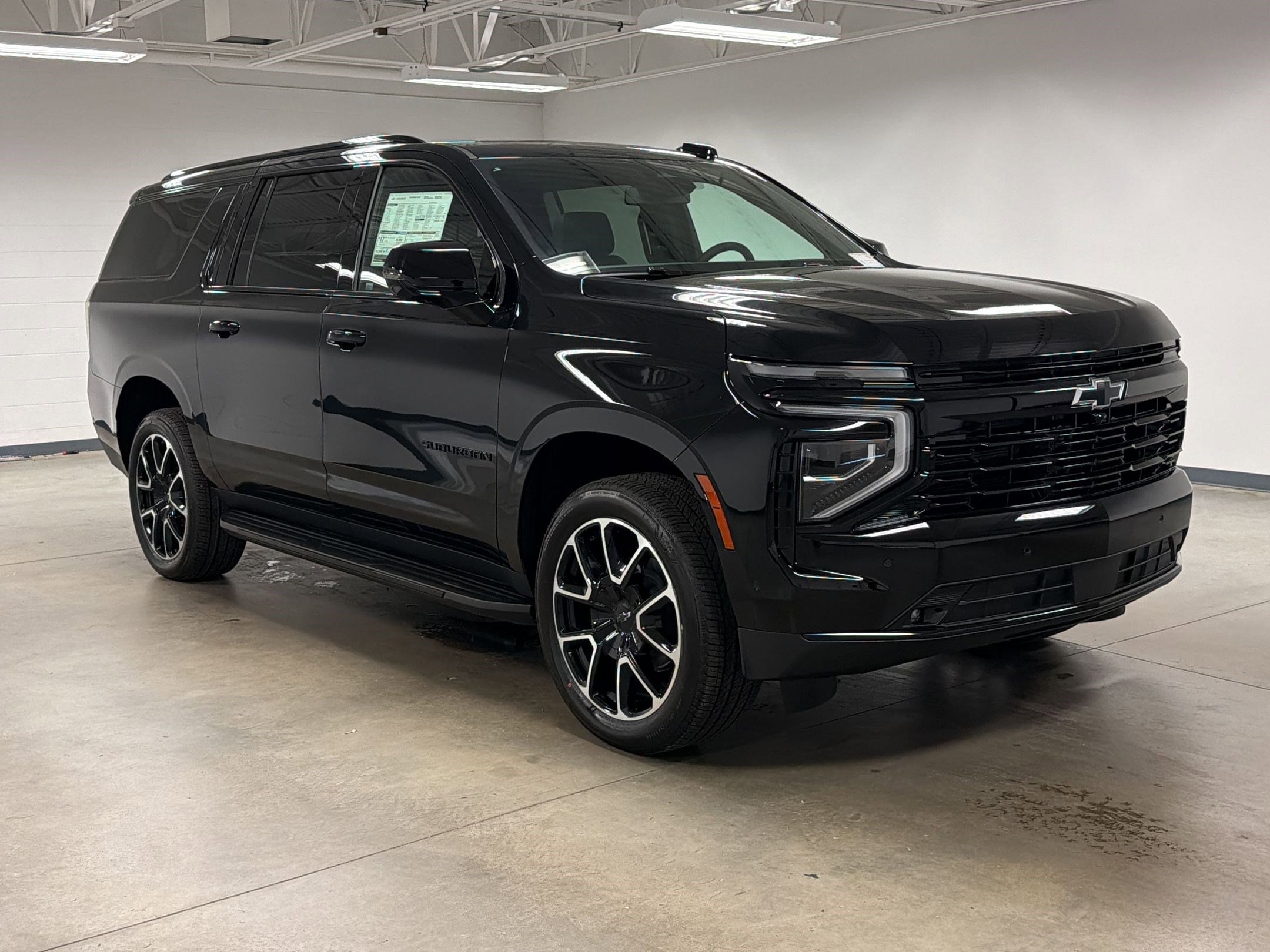 2026 Chevrolet Suburban RST photo 4