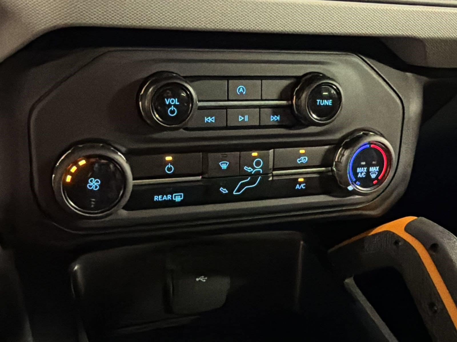 2023 Ford Bronco 4-Door Badlands - Photo 28