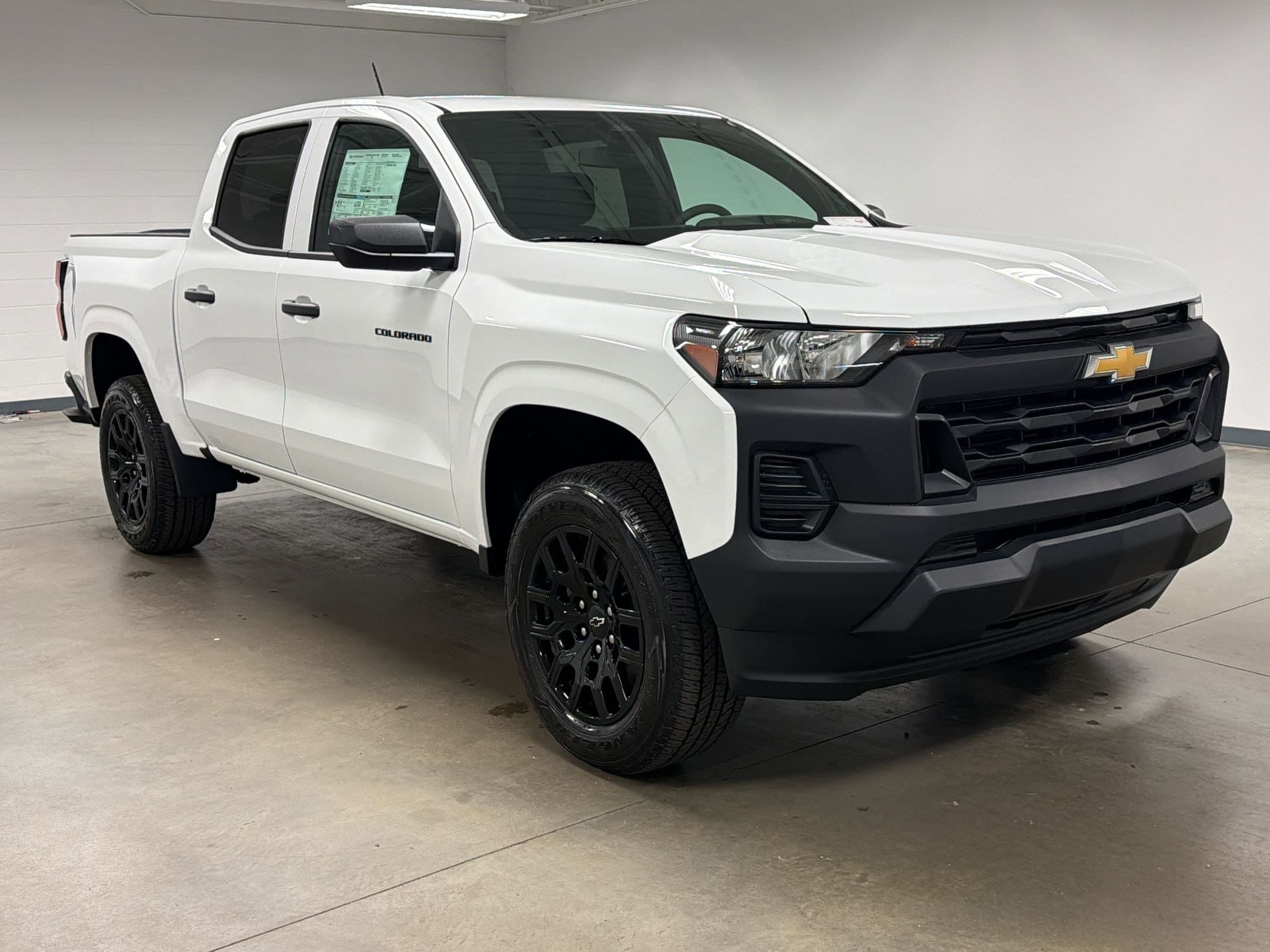 2026 Chevrolet Colorado WT photo 6