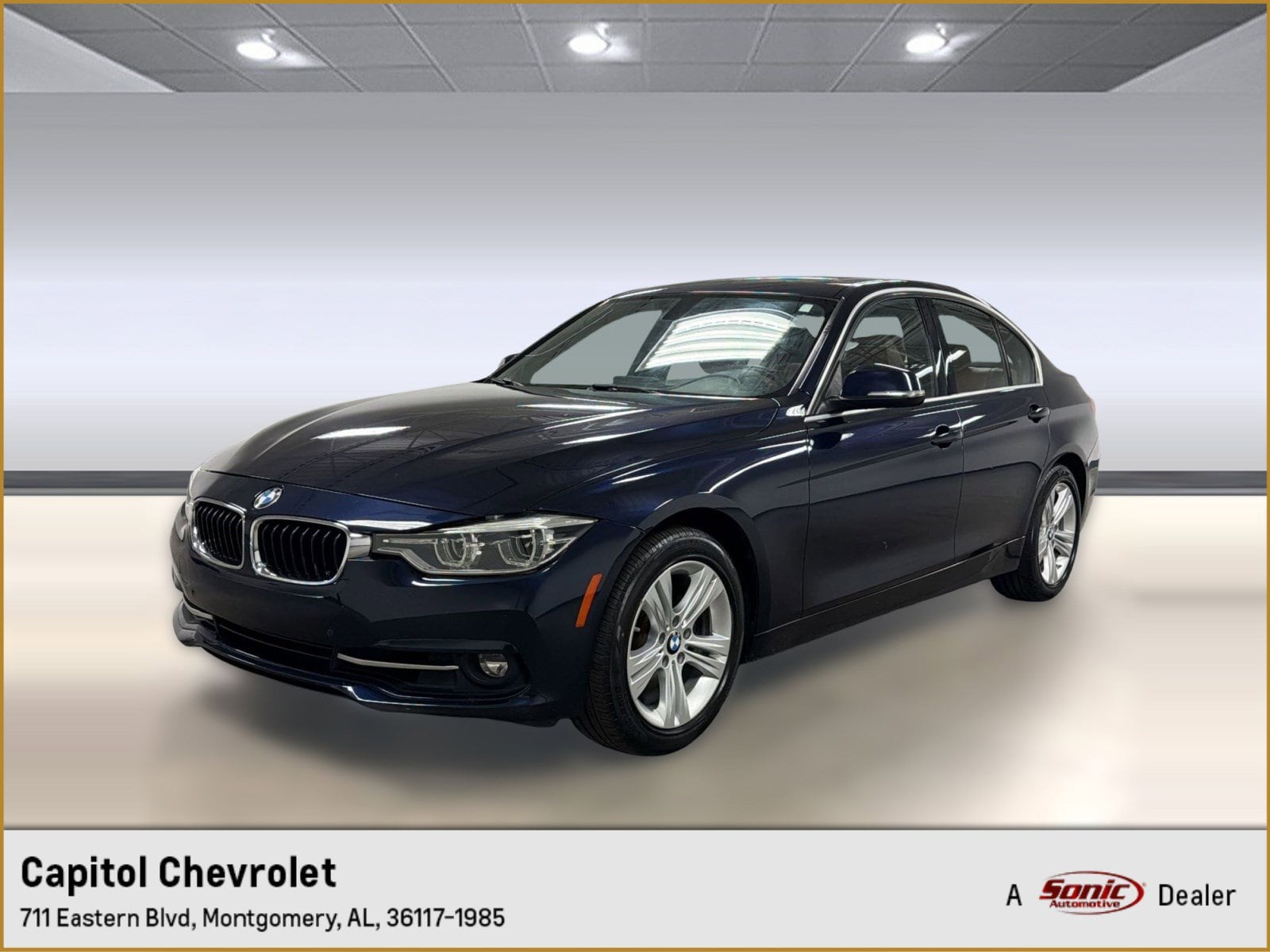 2017 BMW 3 Series 330i Sedan's photo