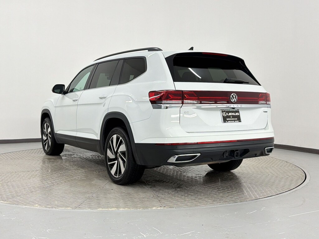 Used 2025 Volkswagen Atlas 2.0T SE w/Technology
