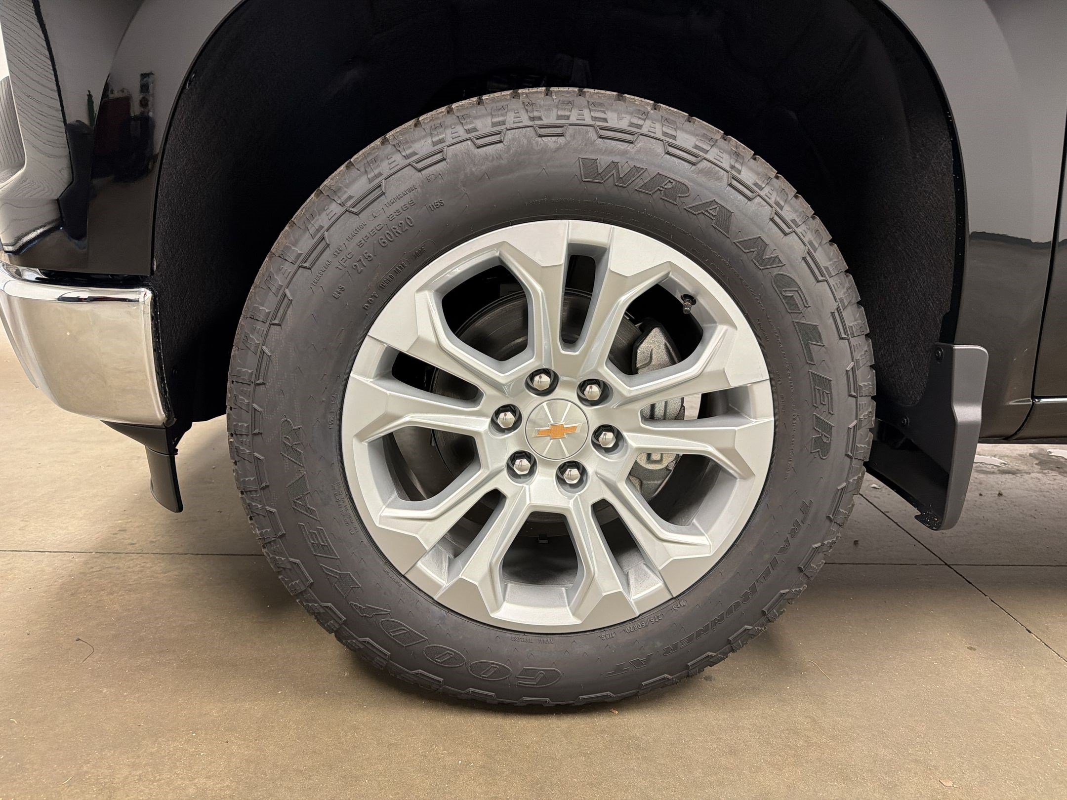 2026 Chevrolet Silverado 1500 LTZ - Photo 11