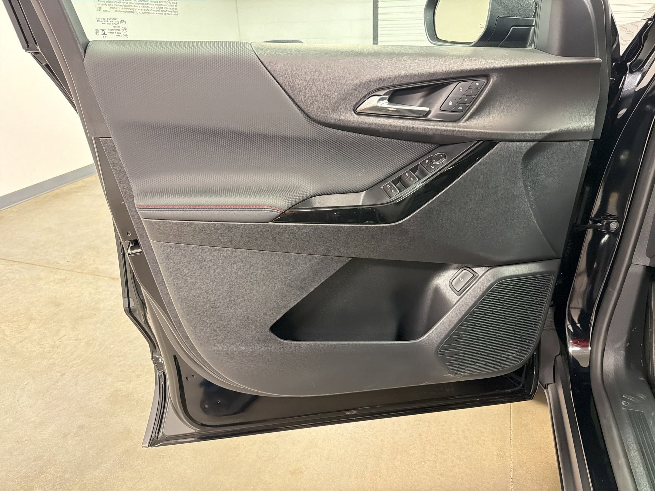 2026 Chevrolet Equinox RS - Photo 12