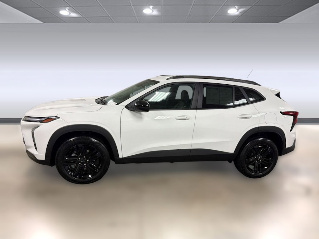 Used 2025 Chevrolet Trax Activ SUV