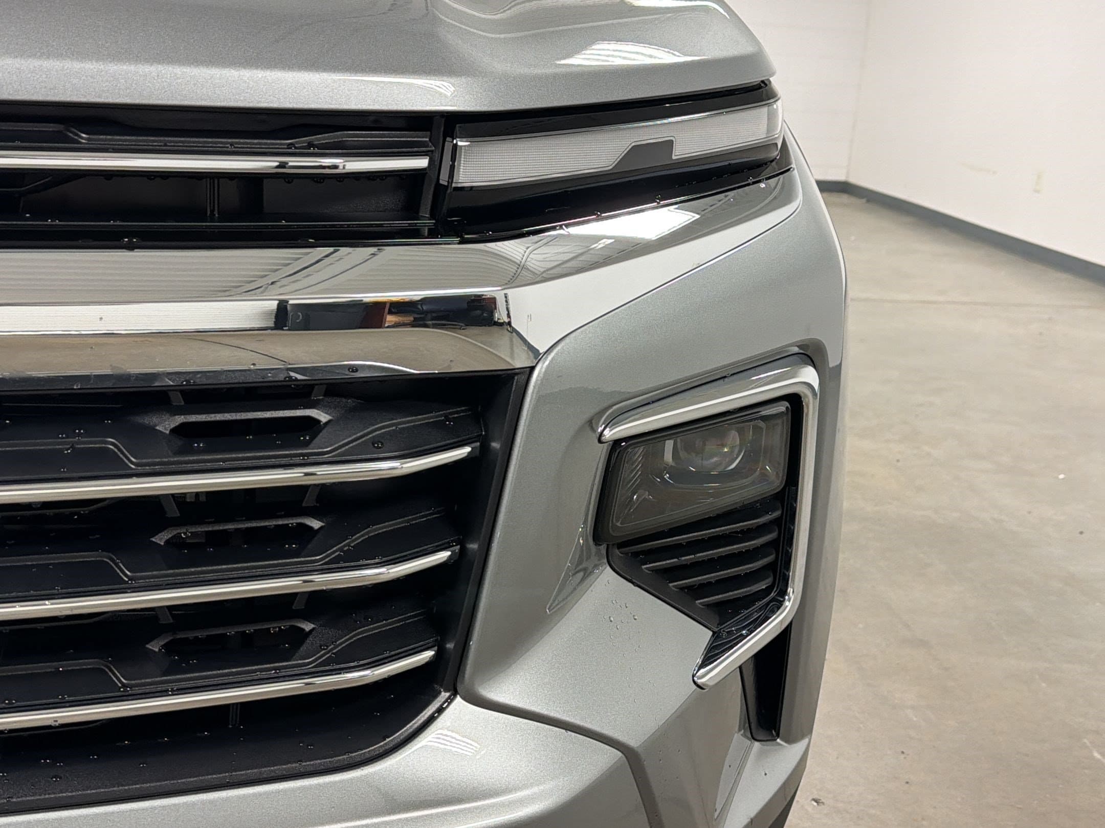 2026 Chevrolet Traverse LT - Photo 9