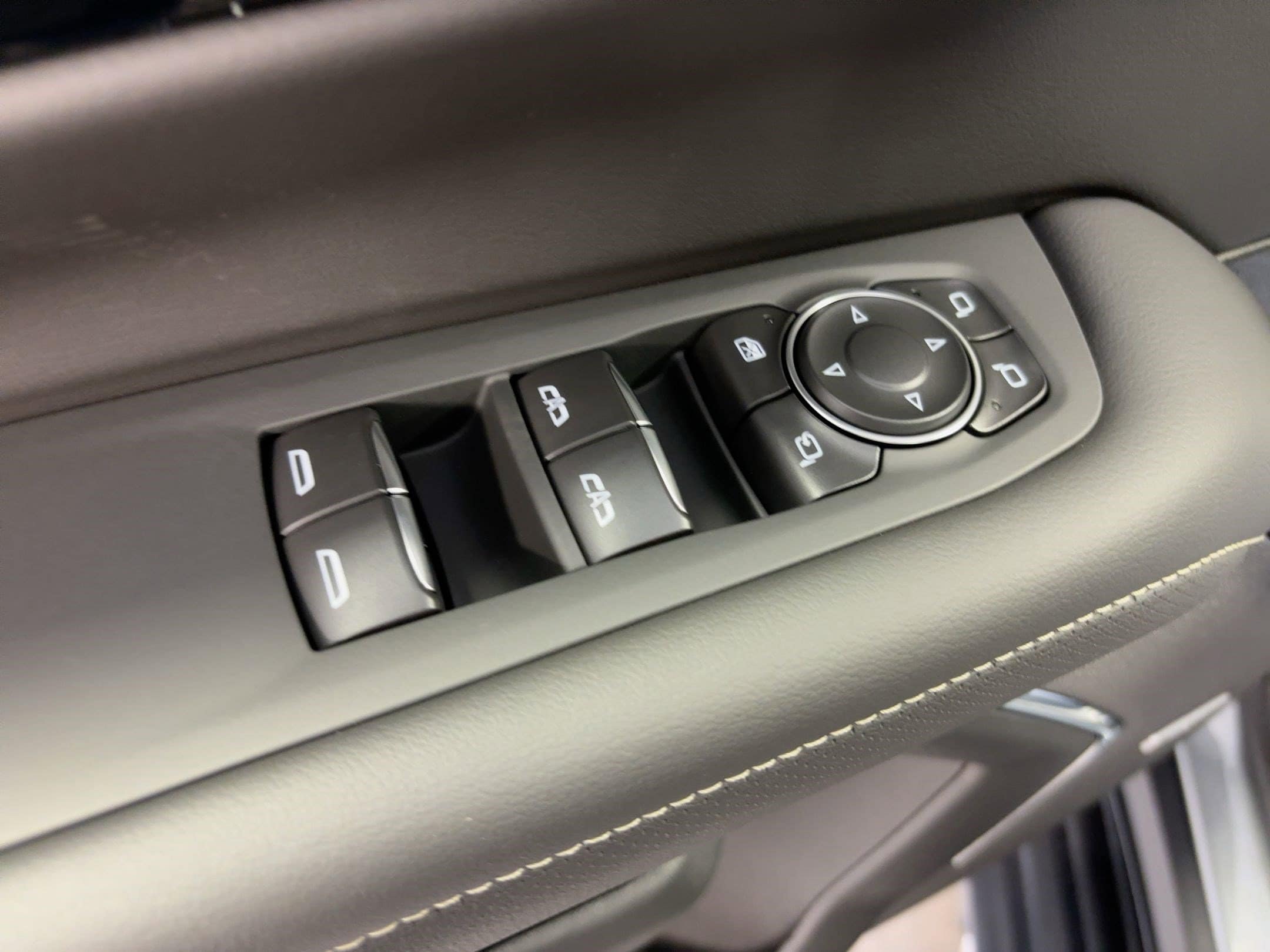 2026 Chevrolet Suburban Premier - Photo 12