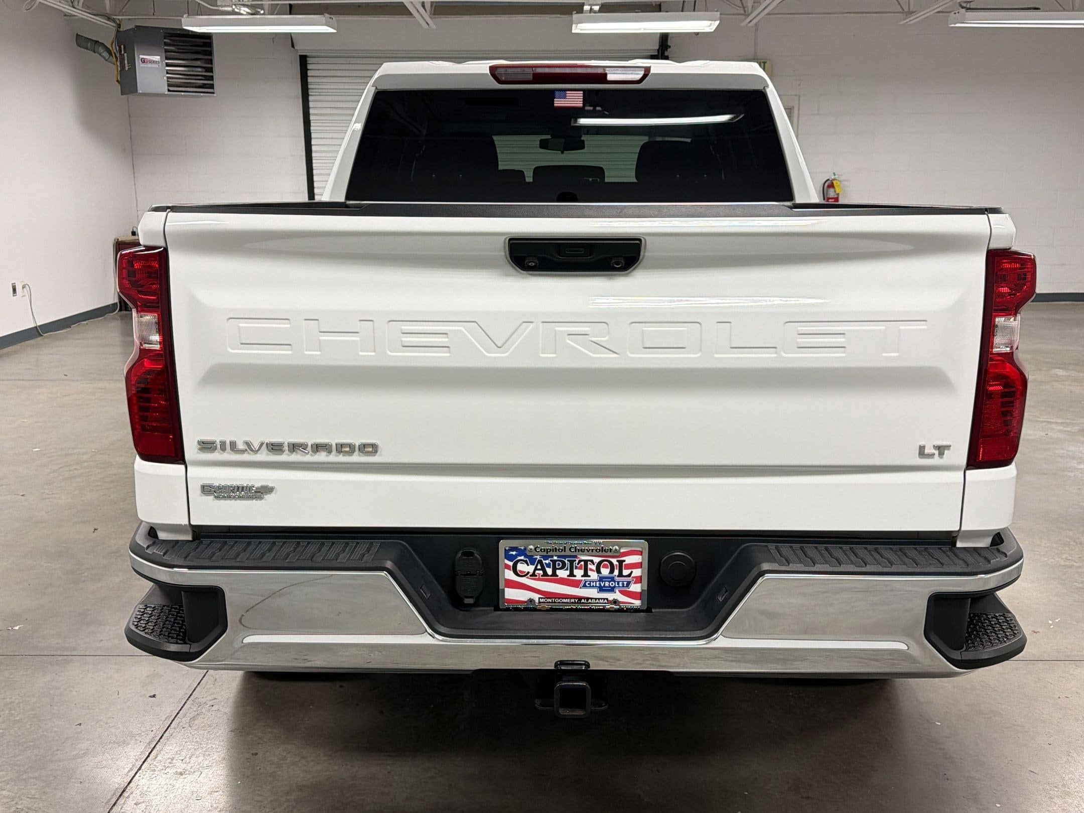 2024 Chevrolet Silverado 1500 LT photo 3