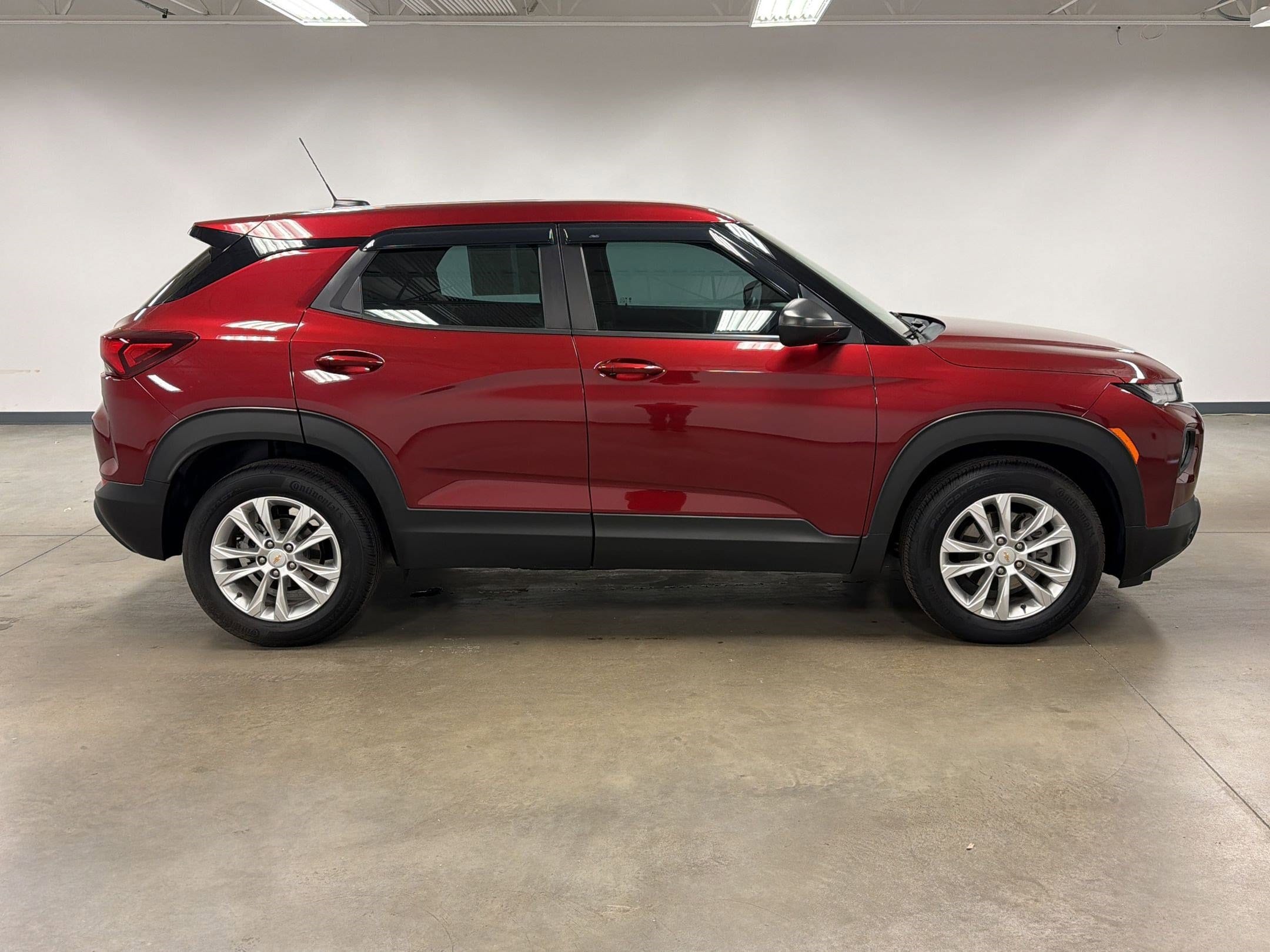 2023 Chevrolet Trailblazer LS photo 6