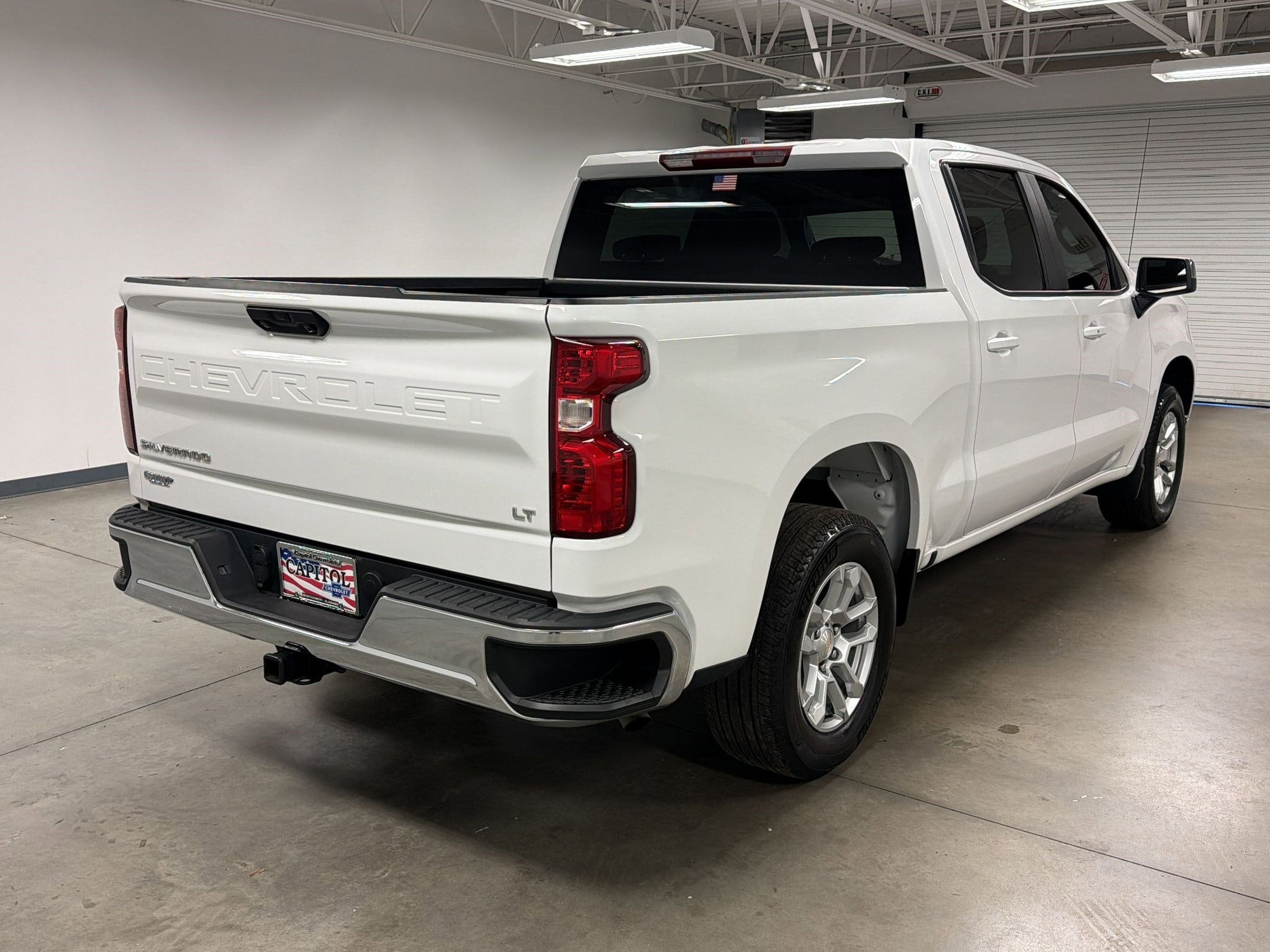 2024 Chevrolet Silverado 1500 LT photo 6