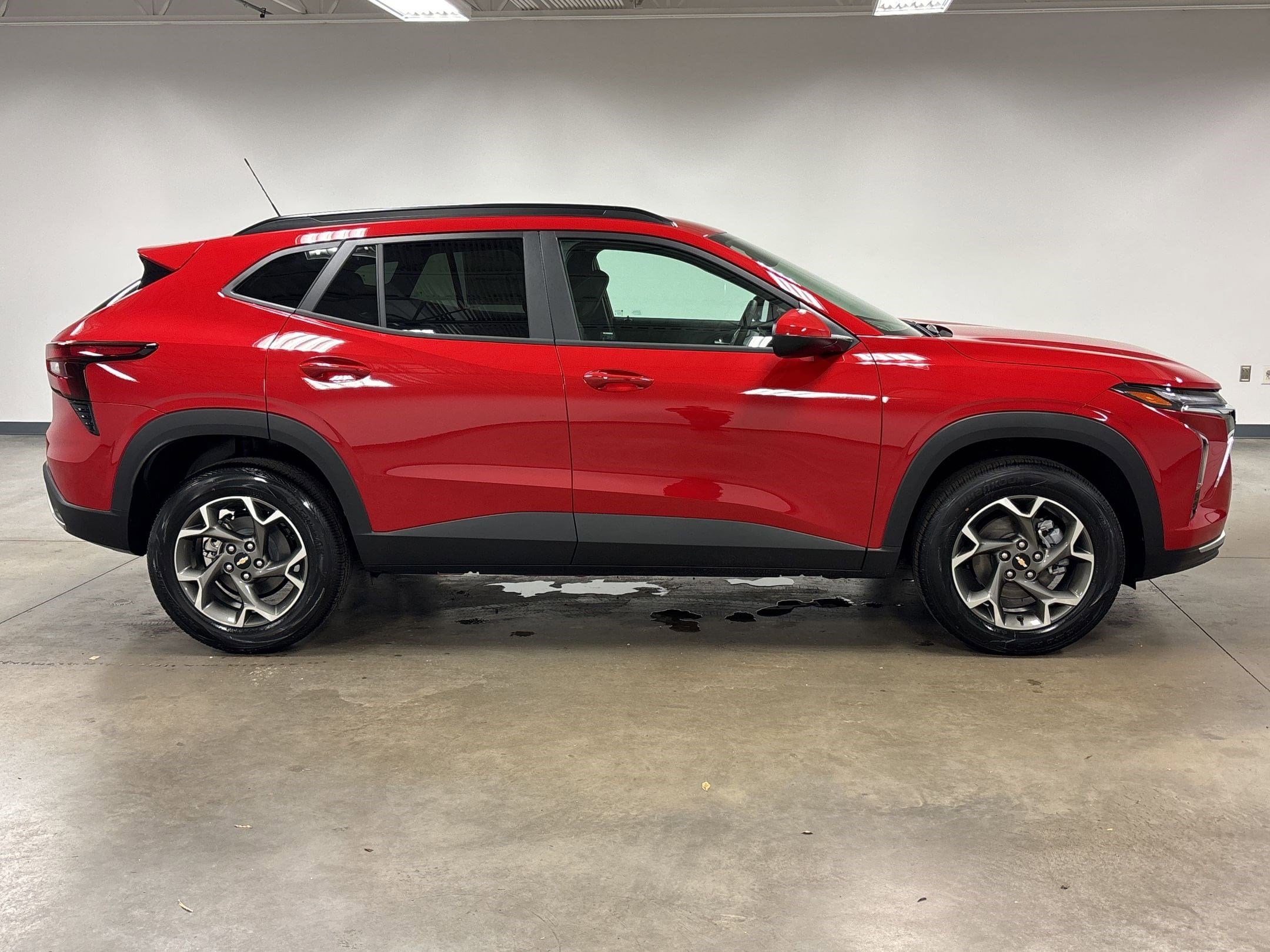 2026 Chevrolet Trax LT photo 5