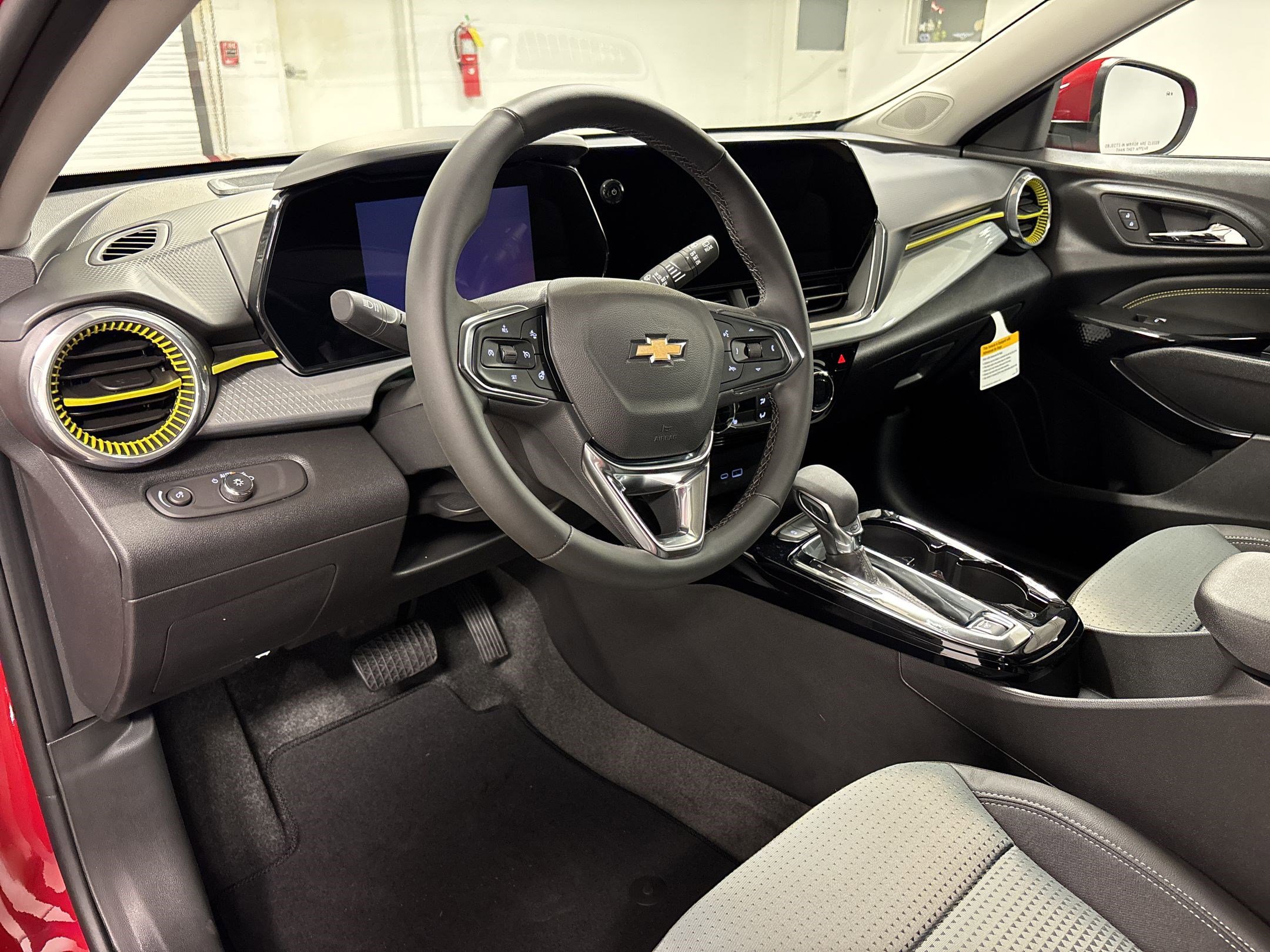 2026 Chevrolet Trax LT photo 2