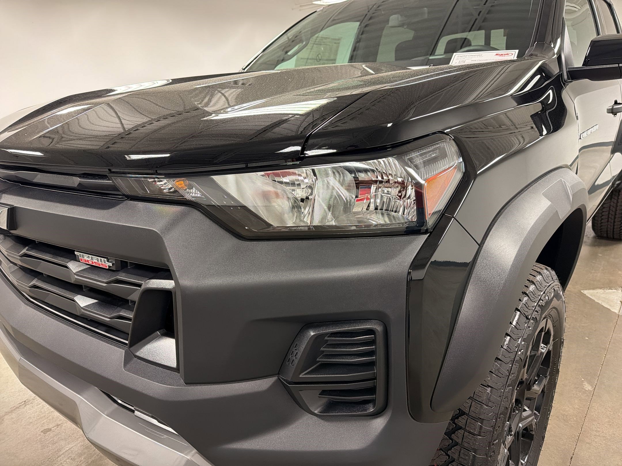 2026 Chevrolet Colorado Trail Boss - Photo 10