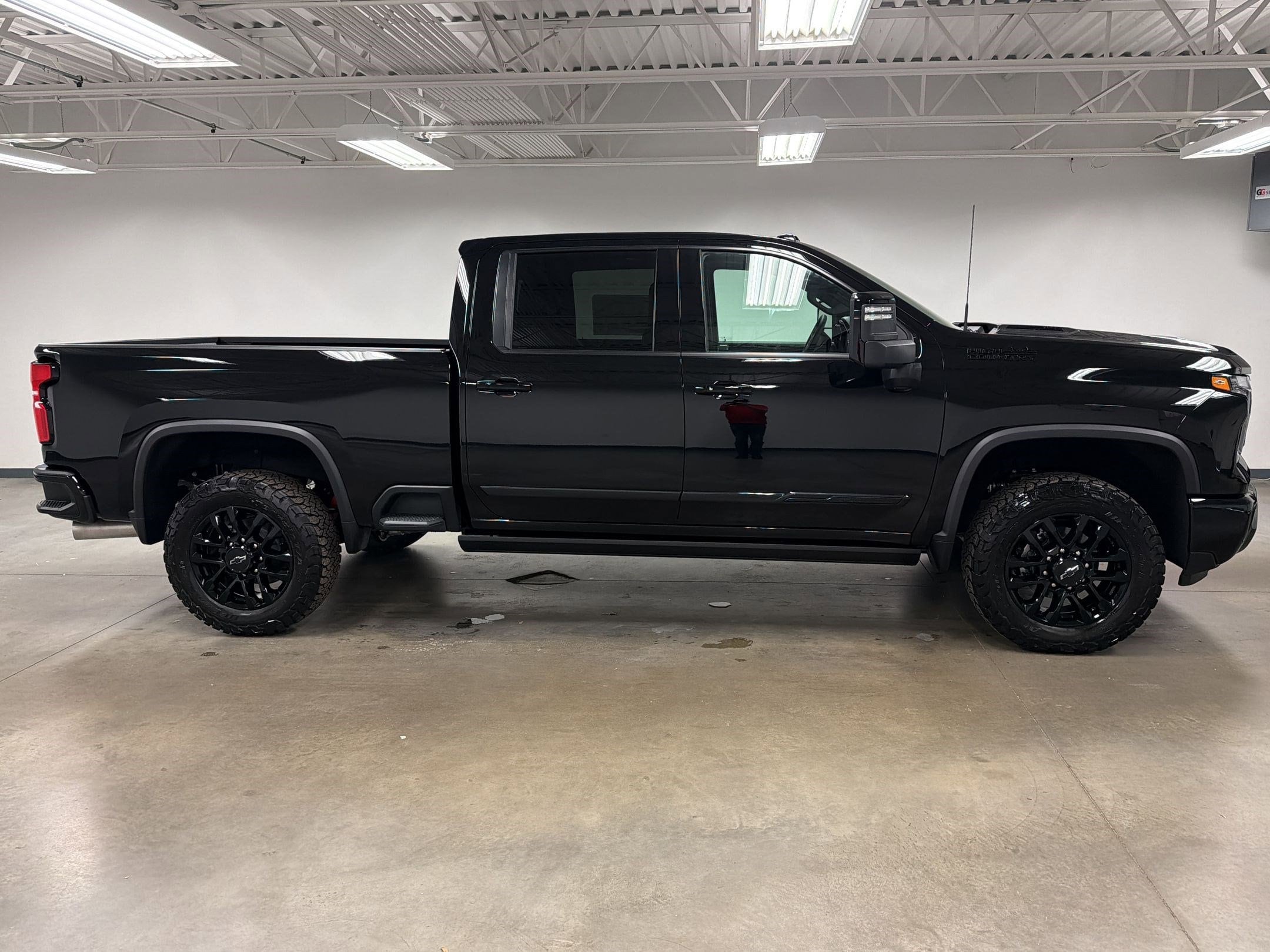 2026 Chevrolet Silverado 2500 HD High Country photo 6