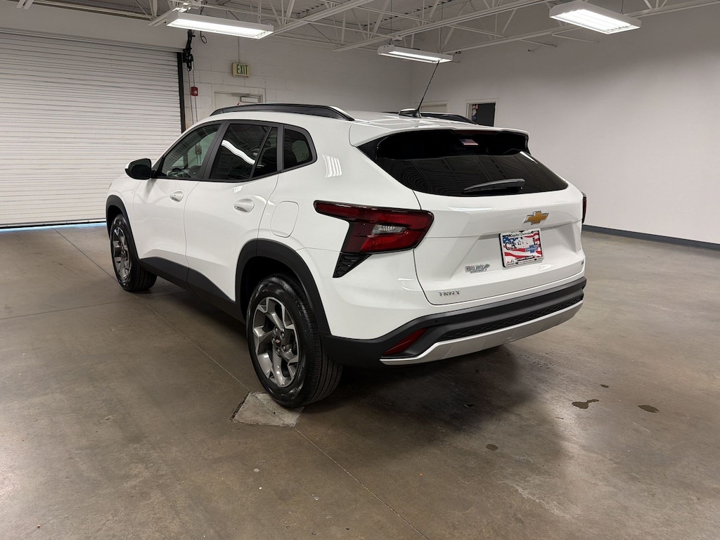 New 2026 Chevrolet Trax LT SUV