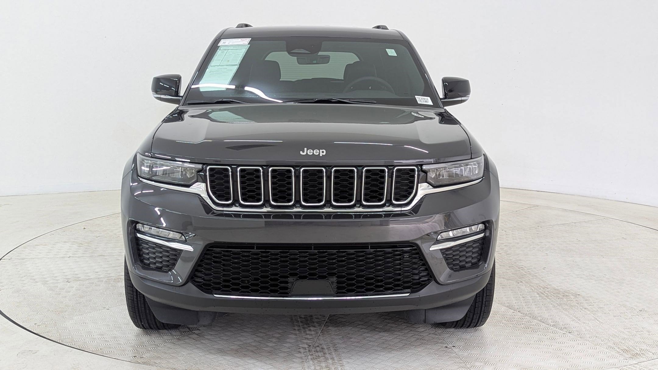 2025 Jeep Grand Cherokee Limited 4x2 photo 5