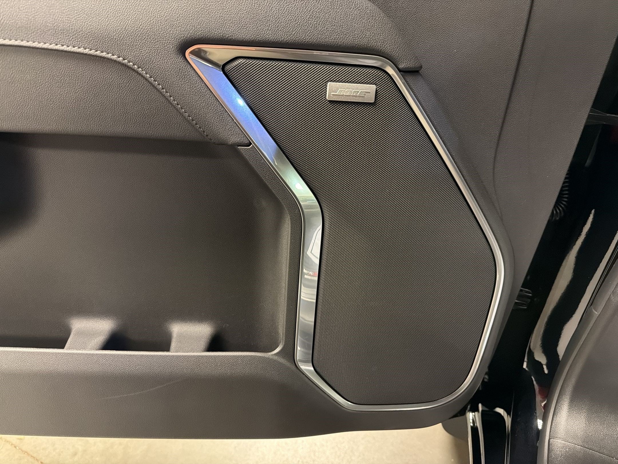 2026 Chevrolet Silverado 1500 LTZ - Photo 25