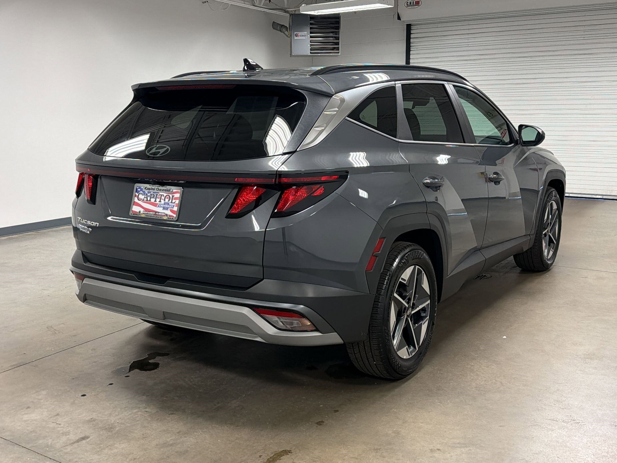 2025 Hyundai Tucson SEL photo 3