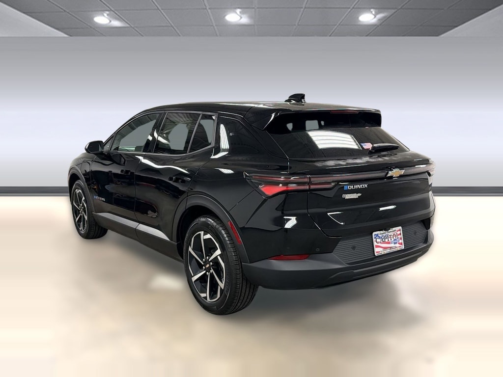 Used 2025 Chevrolet Equinox EV LT SUV