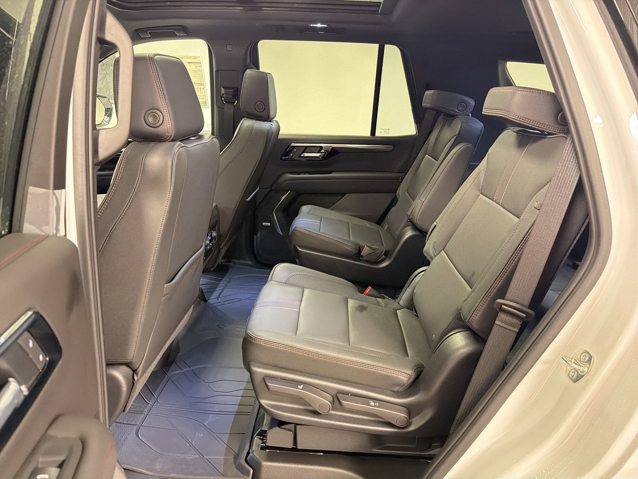 2026 Chevrolet Tahoe RST - Photo 12