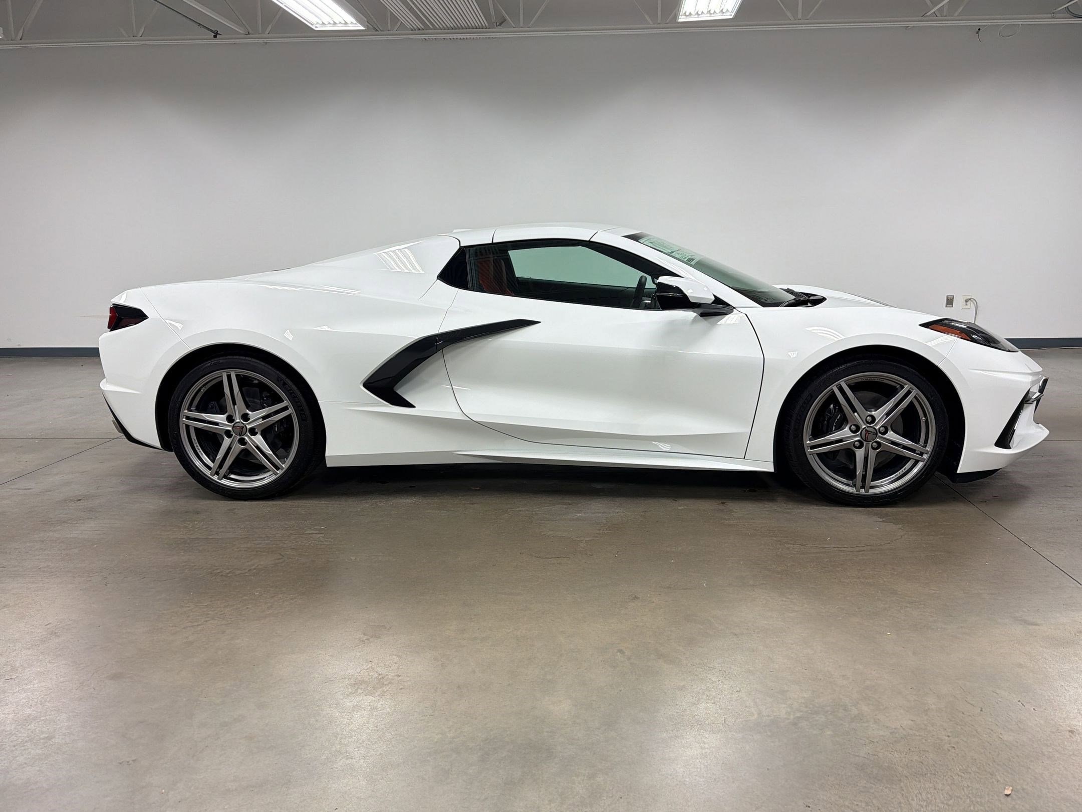 2026 Chevrolet Corvette Stingray 1LT photo 6