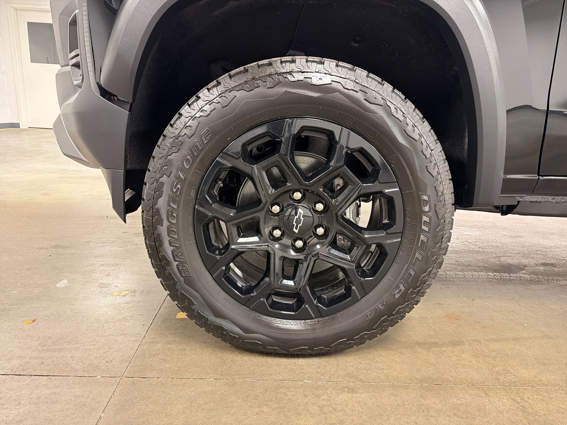2026 Chevrolet Colorado Trail Boss - Photo 11