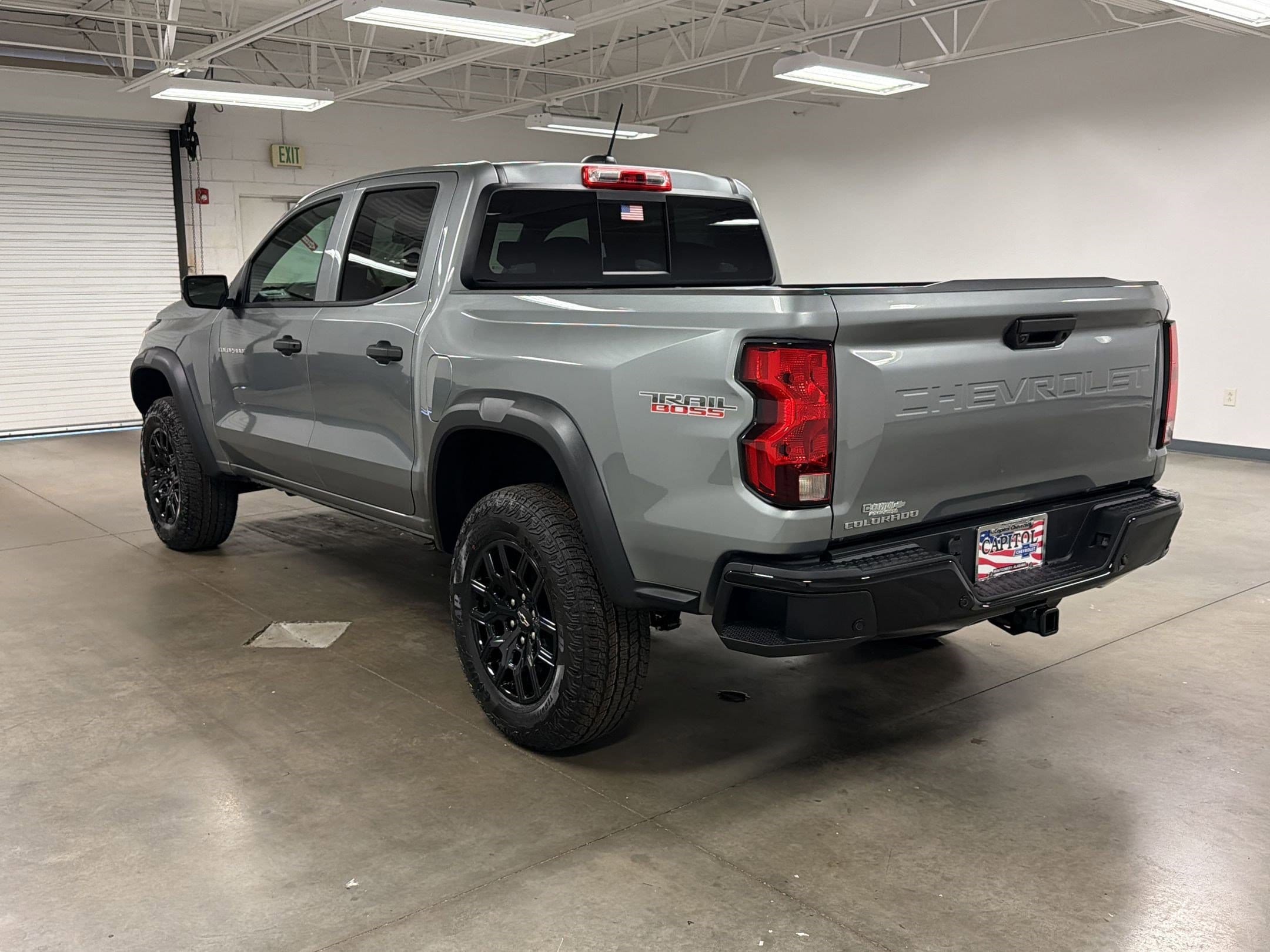 2026 Chevrolet Colorado Trail Boss photo 2
