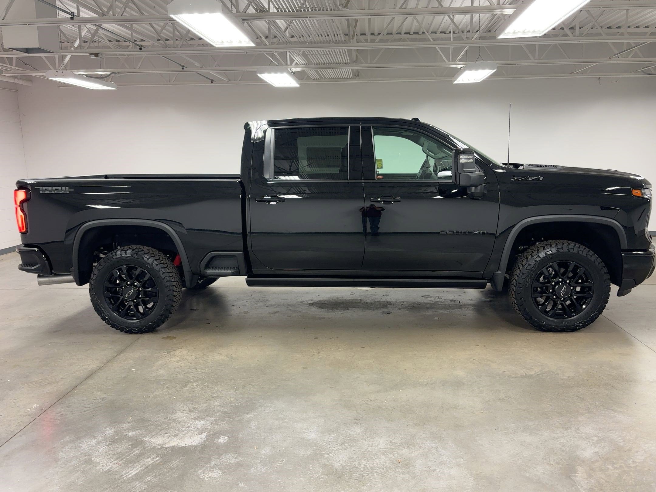 2026 Chevrolet Silverado 2500 HD LTZ photo 5