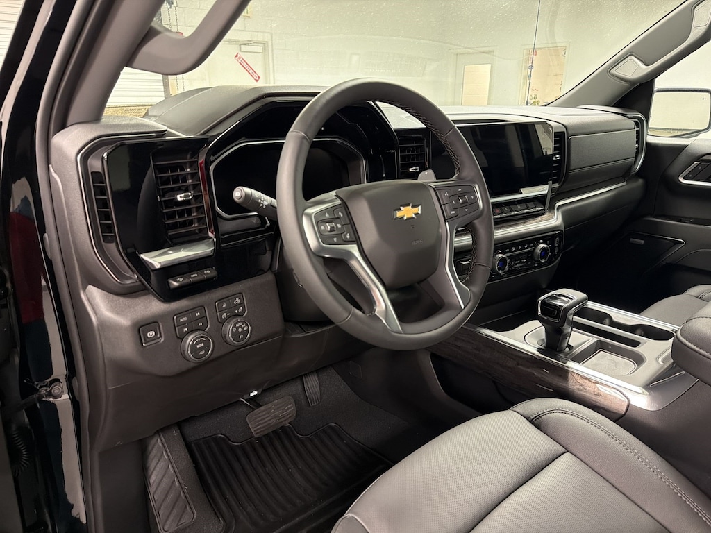 New 2026 Chevrolet Silverado 1500 LTZ Truck