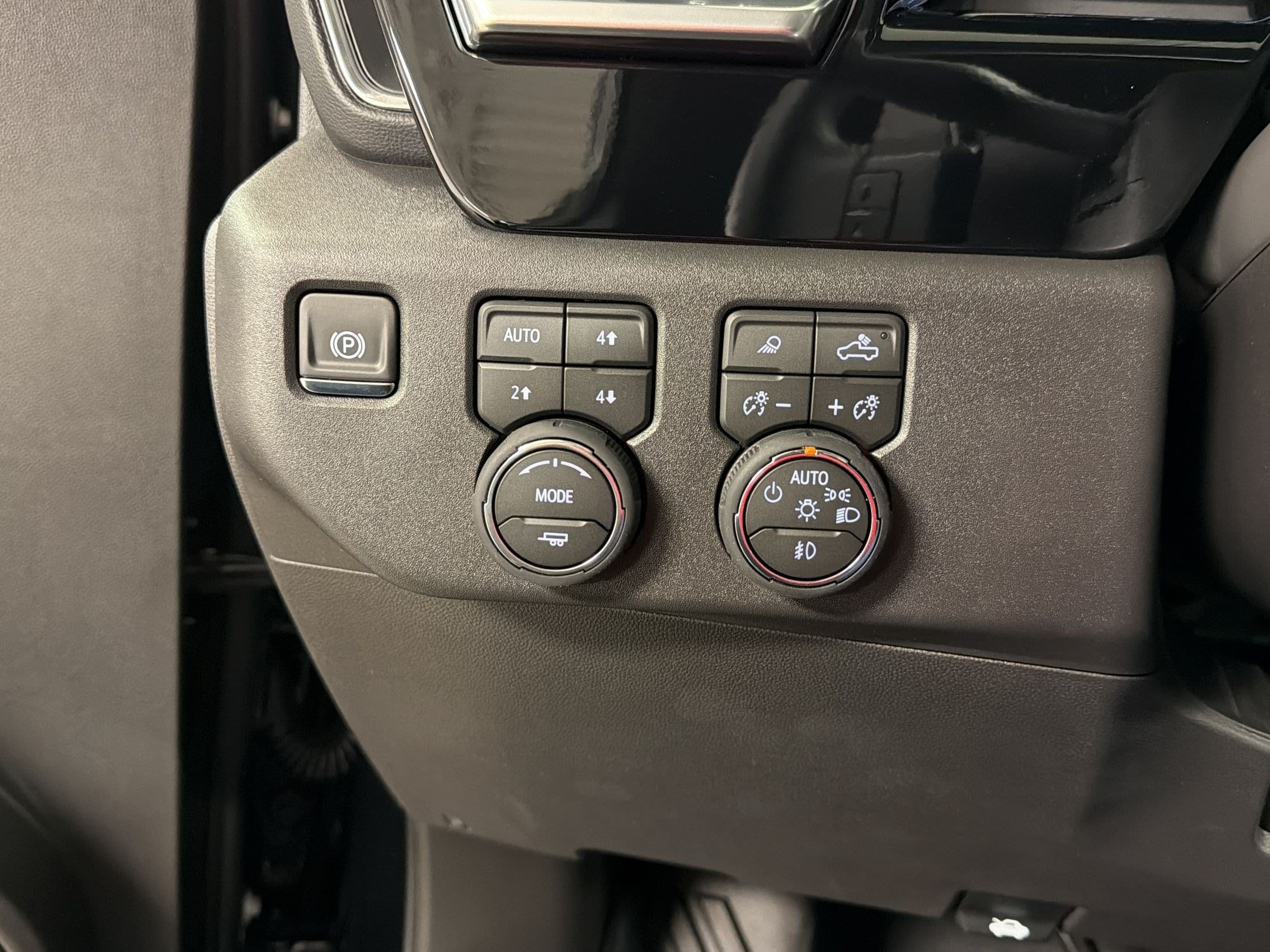 2026 Chevrolet Silverado 1500 LT Trail Boss - Photo 18