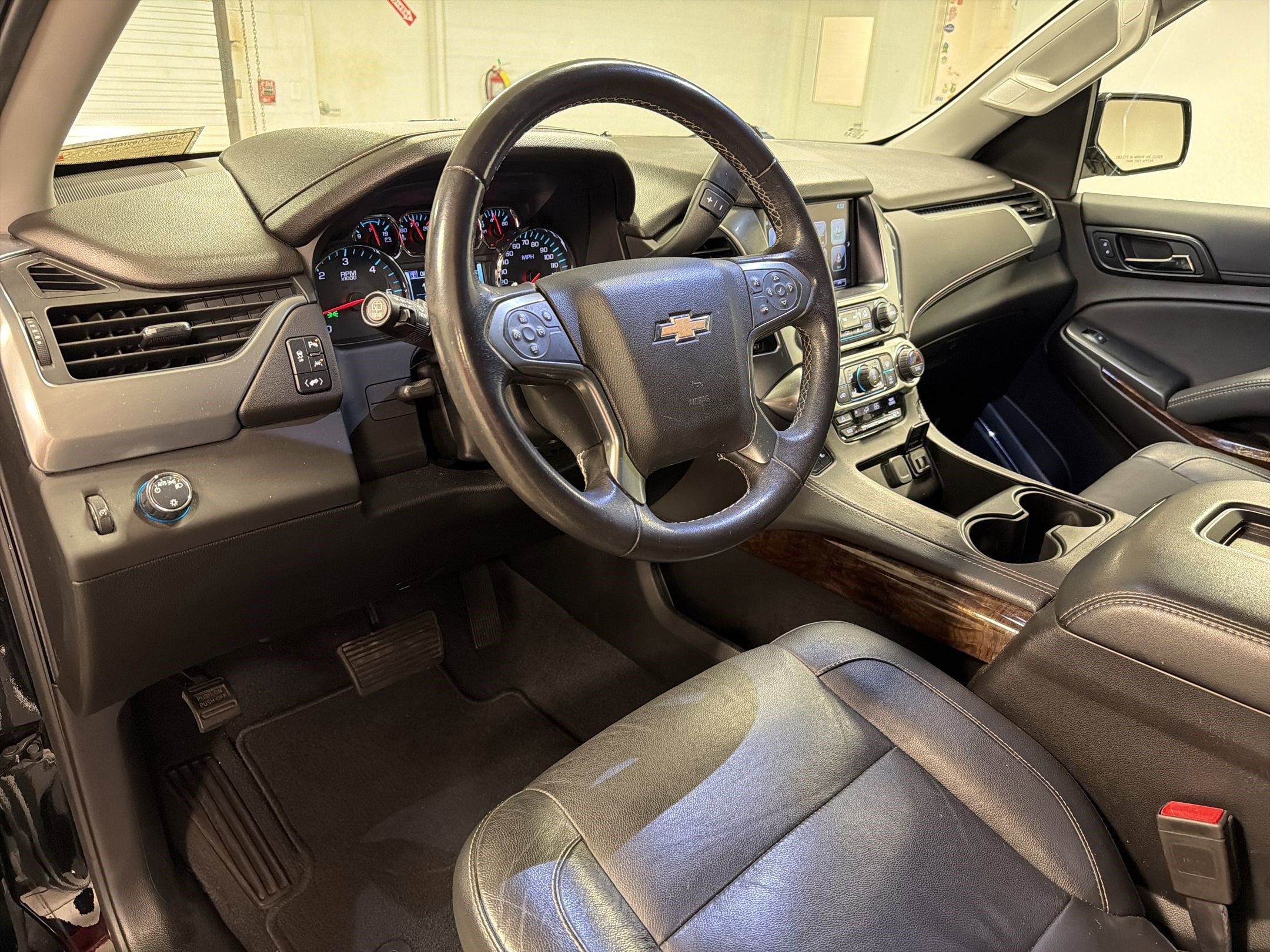 2020 Chevrolet Tahoe LT photo 2