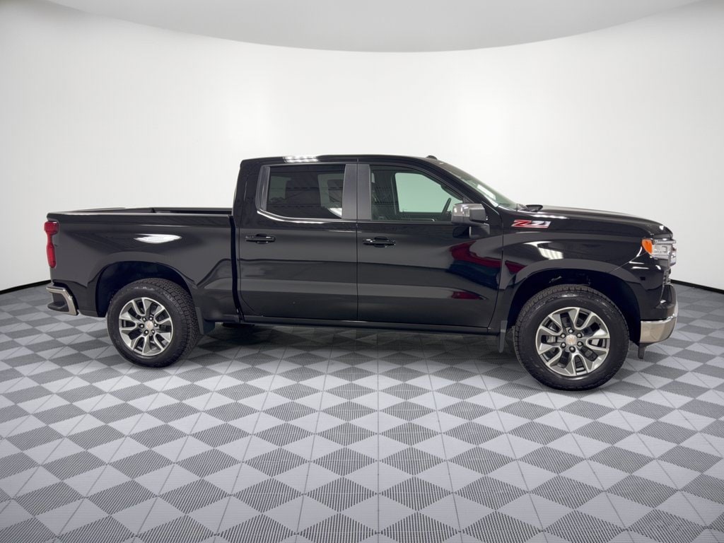 2026 Chevrolet Silverado 1500 LT - Photo 8