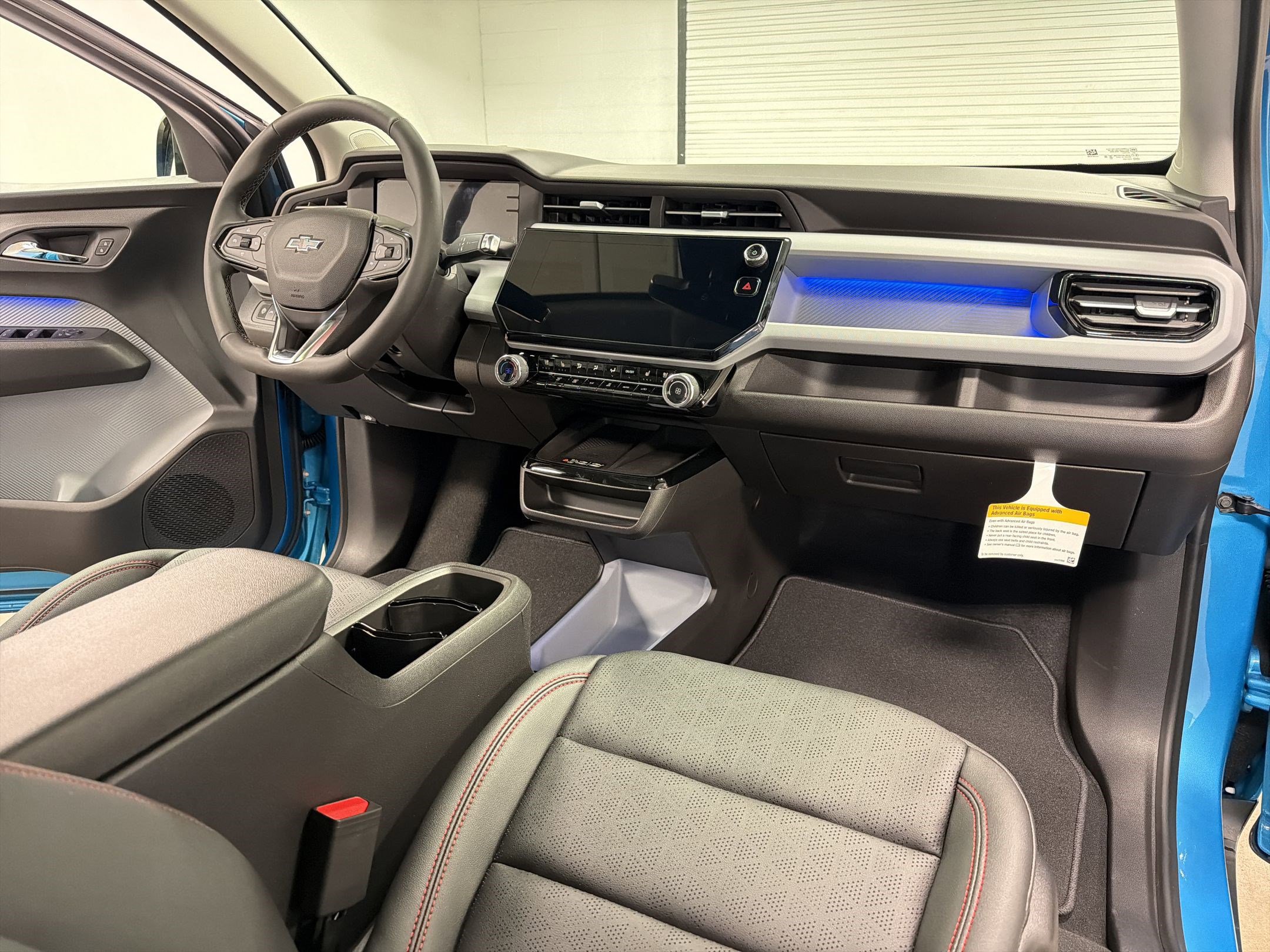2027 Chevrolet Bolt RS - Photo 16
