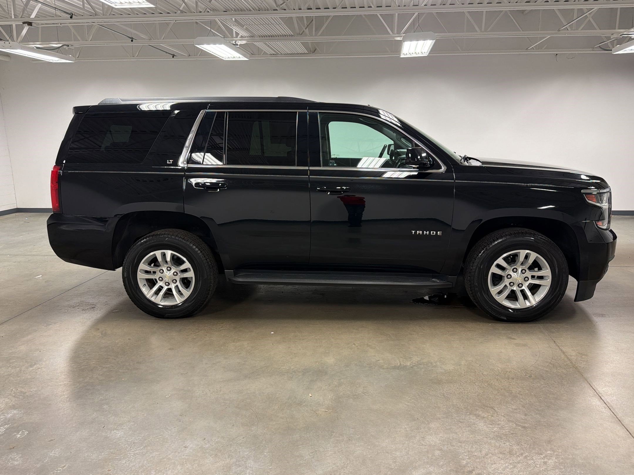 2020 Chevrolet Tahoe LT photo 6