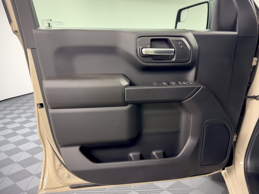 2026 Chevrolet Silverado 1500 Custom - Photo 14