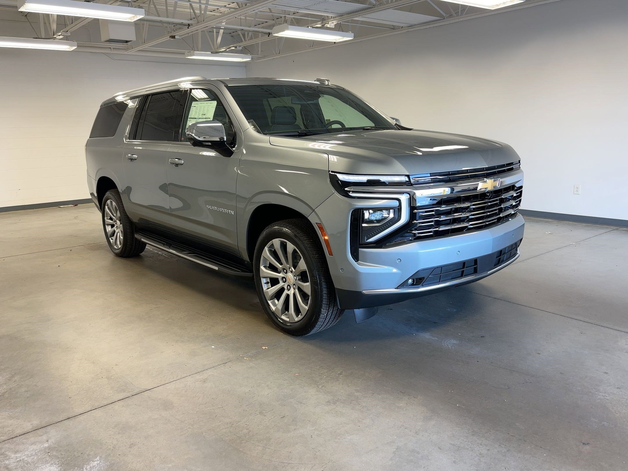 2026 Chevrolet Suburban Premier photo 5