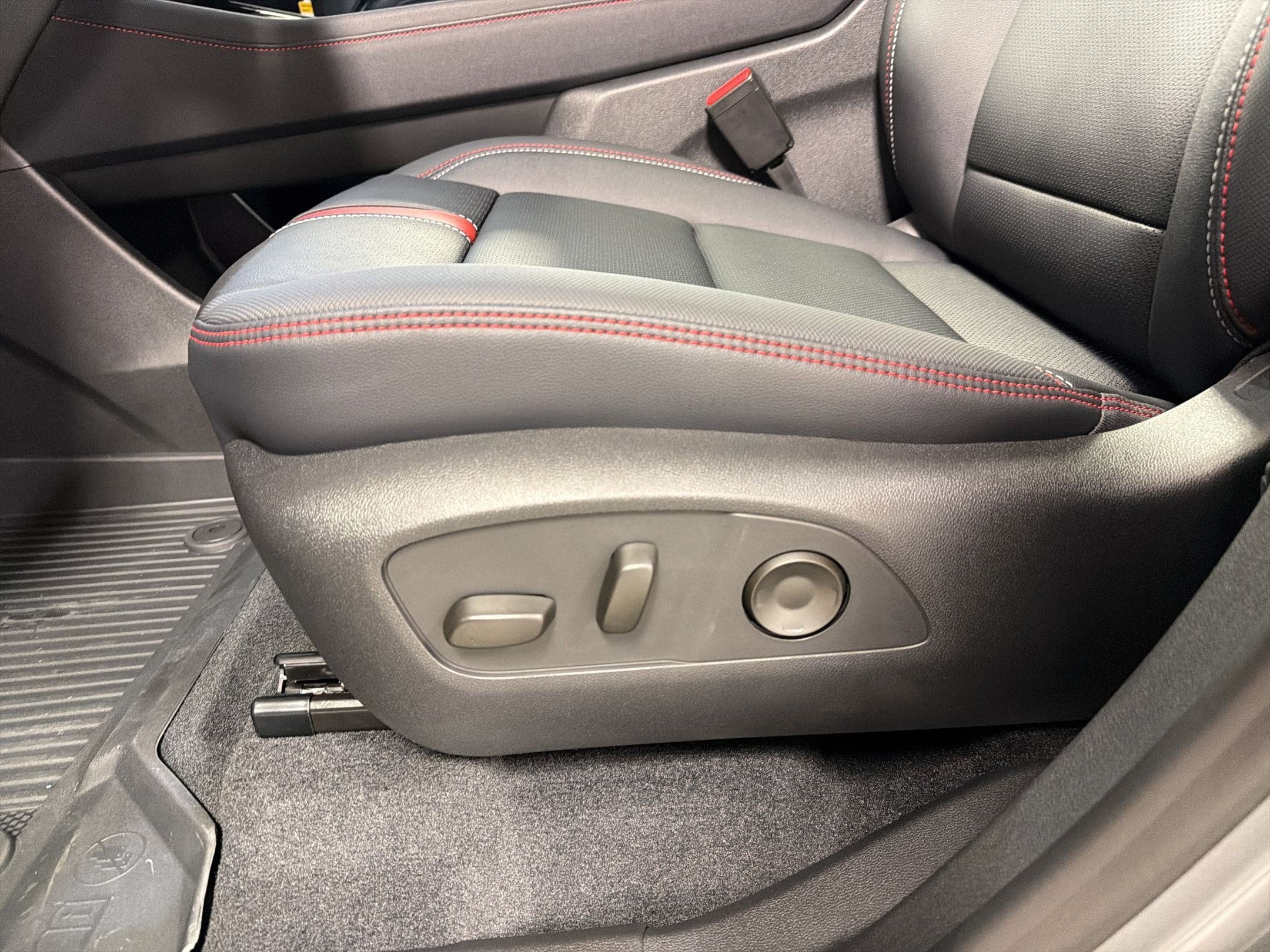 2026 Chevrolet Traverse RS - Photo 13