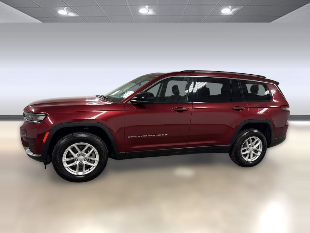 Used 2023 Jeep Grand Cherokee L Laredo 4x2 SUV
