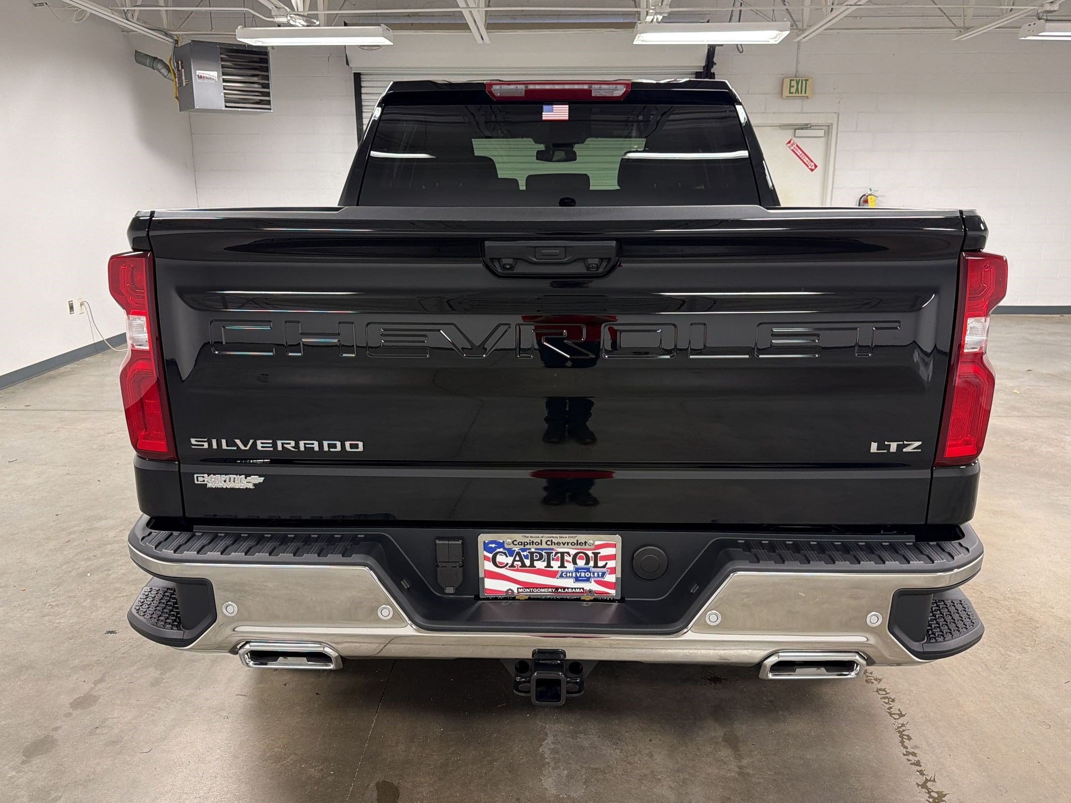 2026 Chevrolet Silverado 1500 LTZ - Photo 8