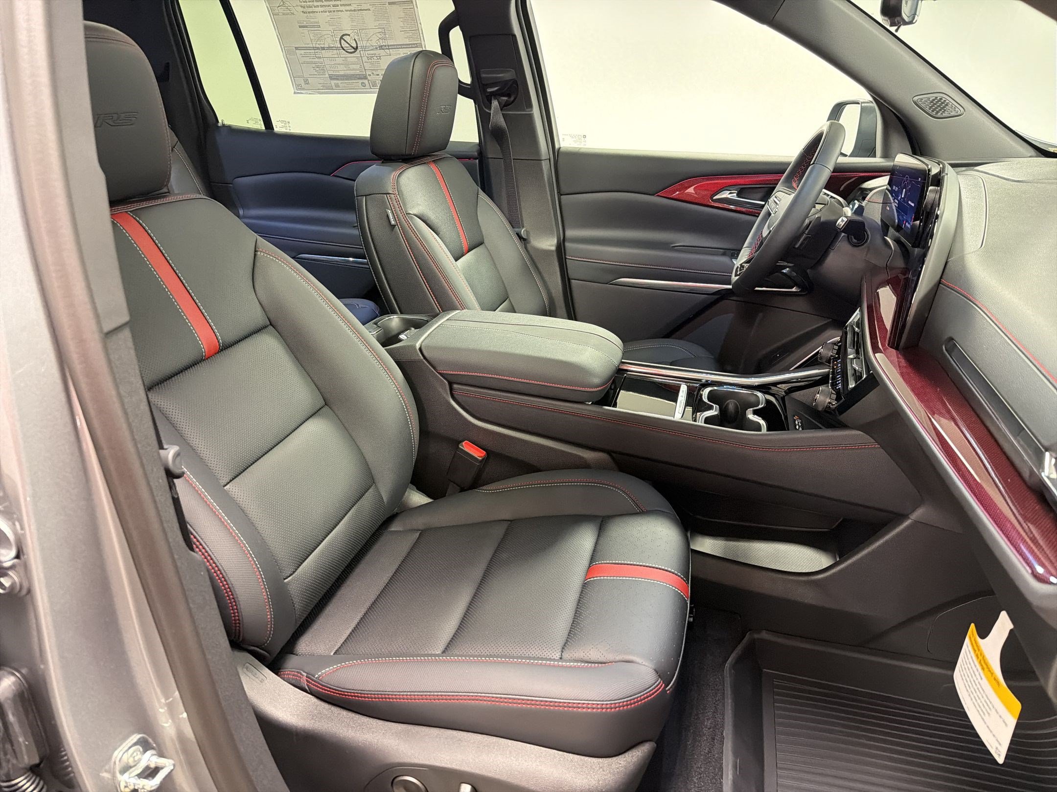 2026 Chevrolet Traverse RS - Photo 31