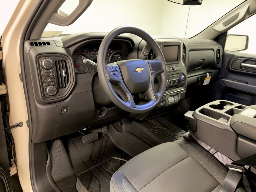 2026 Chevrolet Silverado 1500 Custom - Photo 4