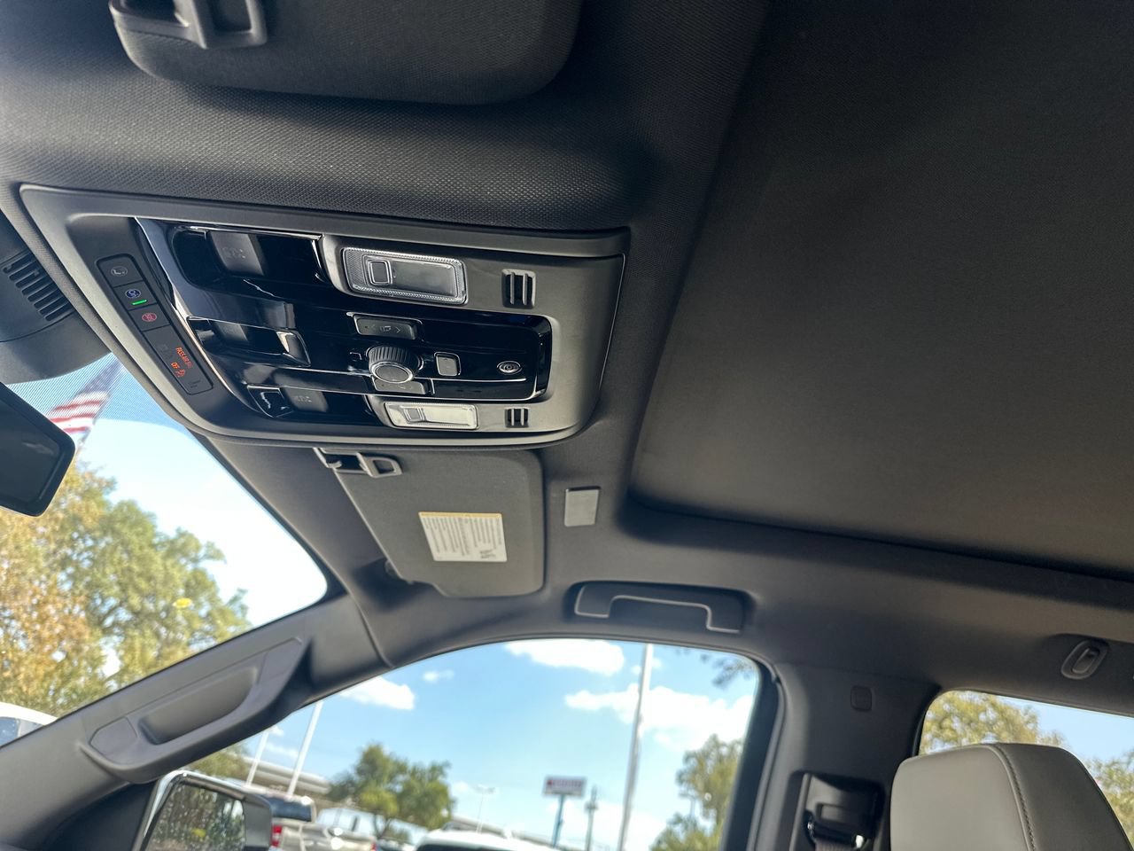 2026 Chevrolet Suburban LT SUV, photo 16