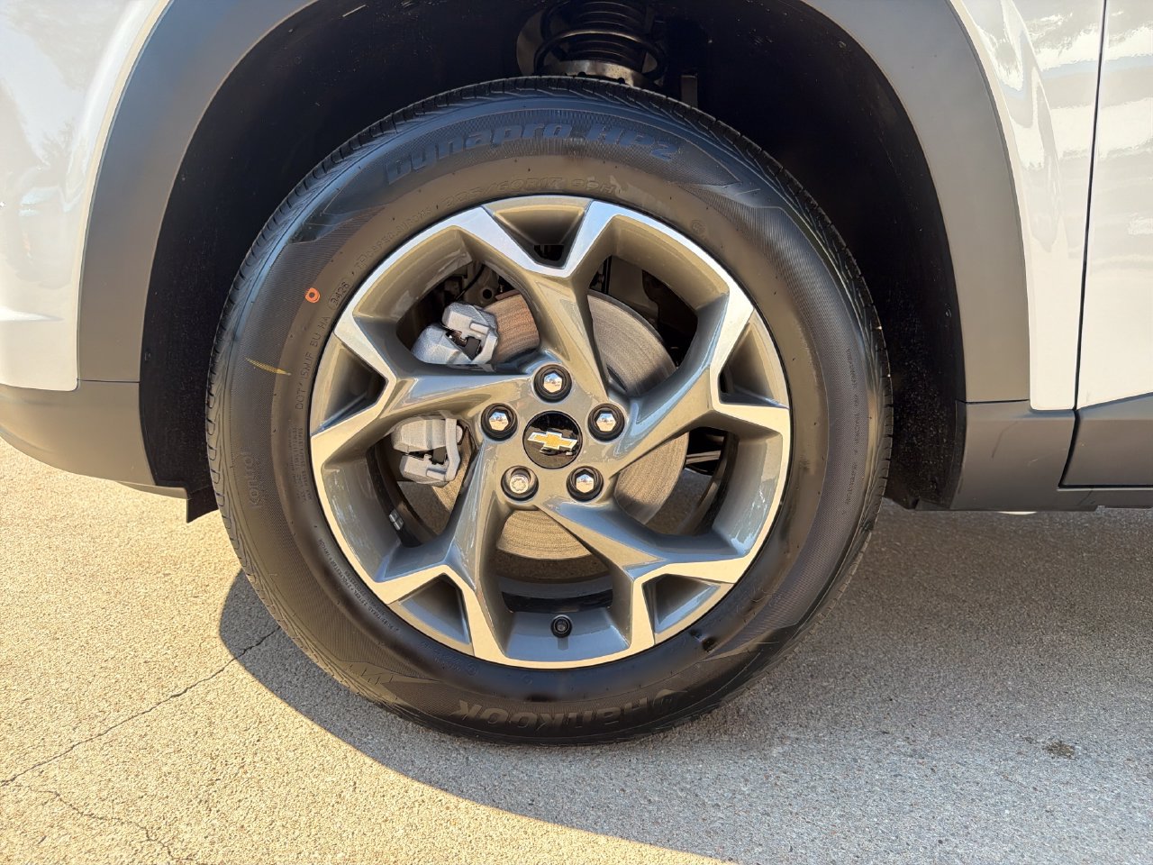 2026 Chevrolet Trax LT - Photo 24