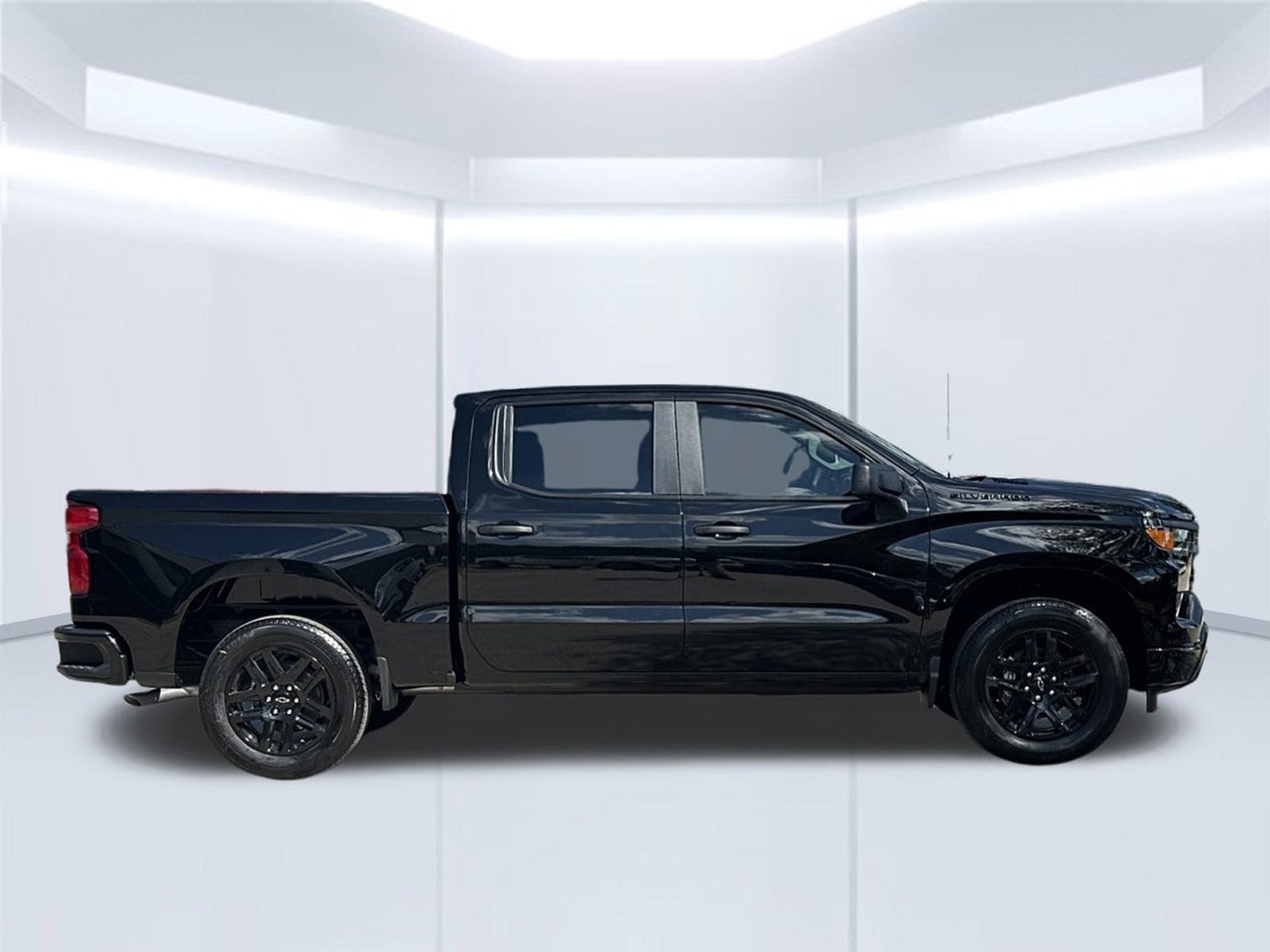 2026 Chevrolet Silverado 1500 Custom - Photo 7
