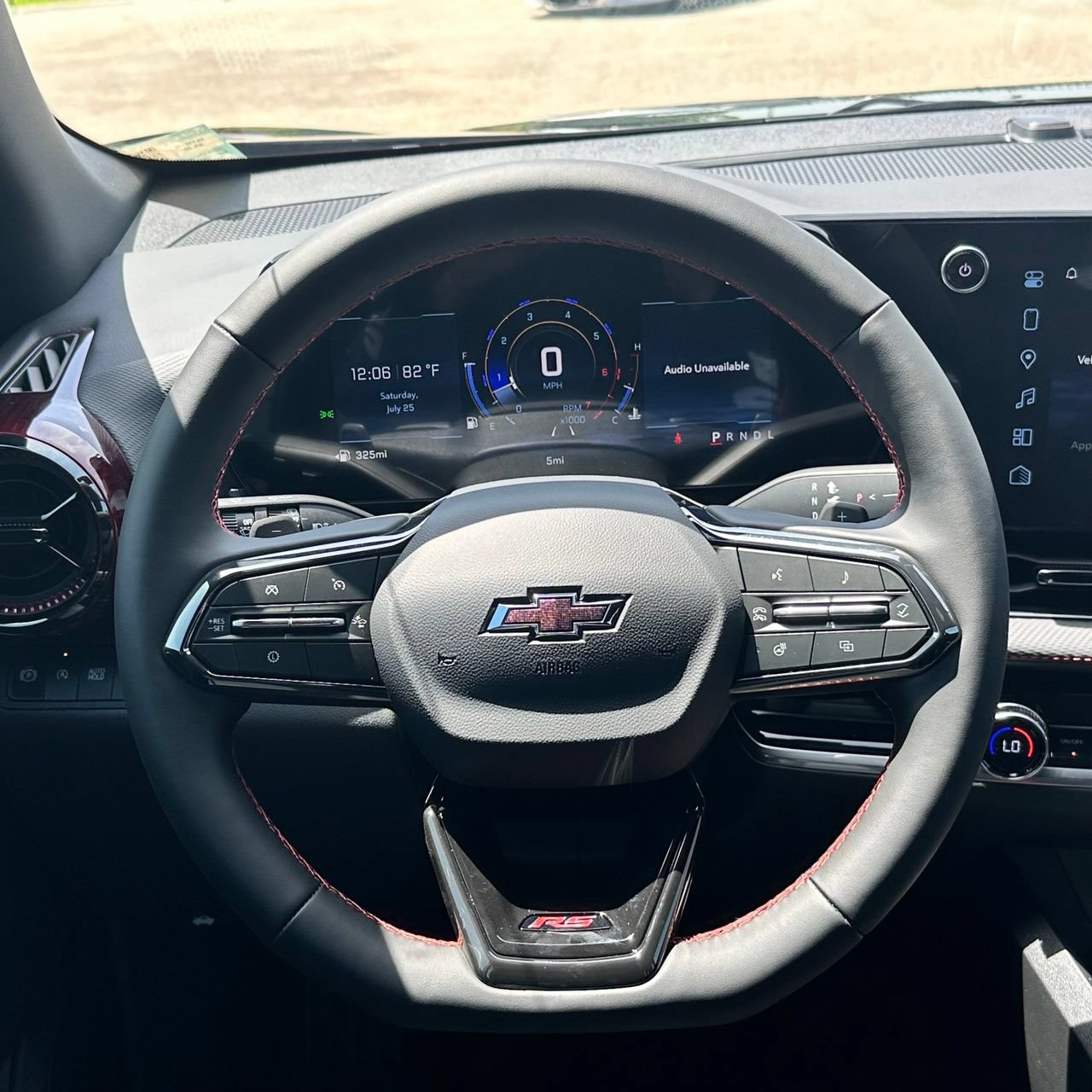 2027 Chevrolet Equinox RS - Photo 16