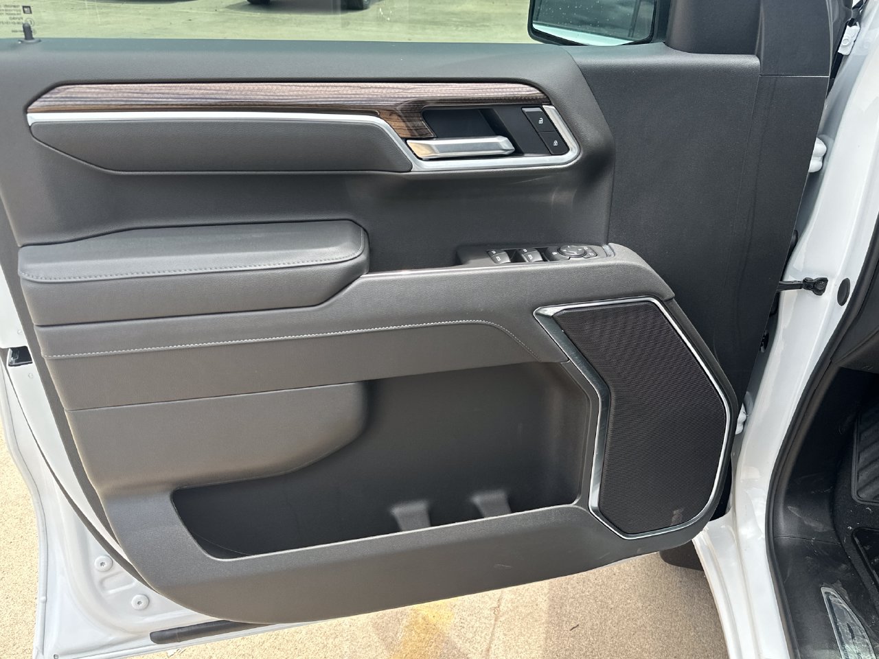 2026 Chevrolet Silverado 1500 LT - Photo 11