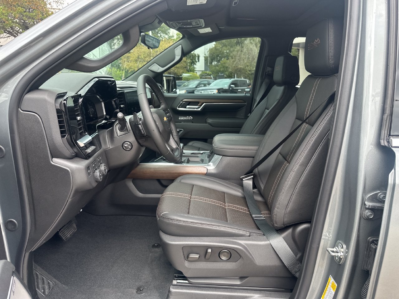 2026 Chevrolet Silverado 1500 High Country Truck, photo 10