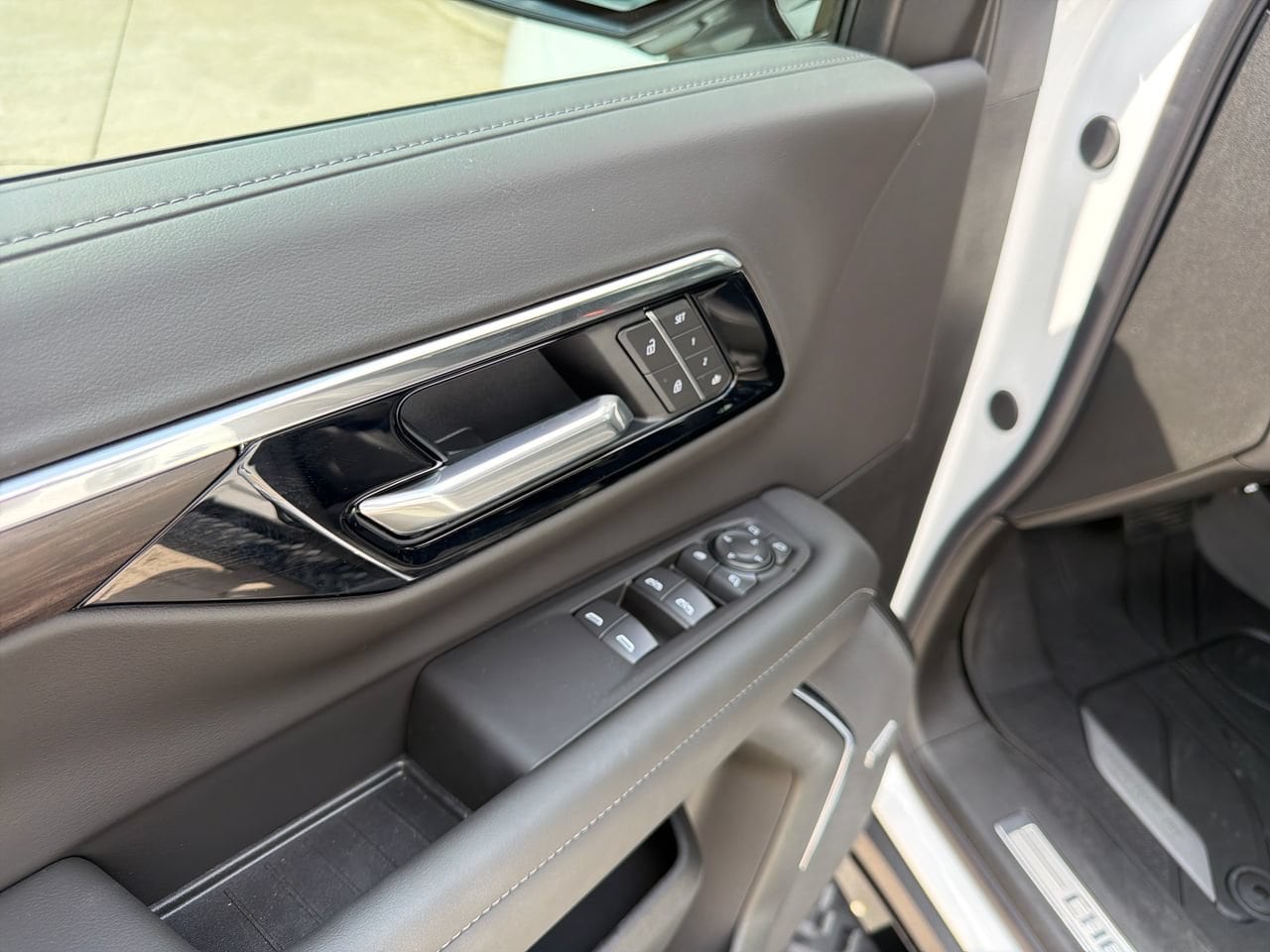 2026 Chevrolet Tahoe Z71, photo 12