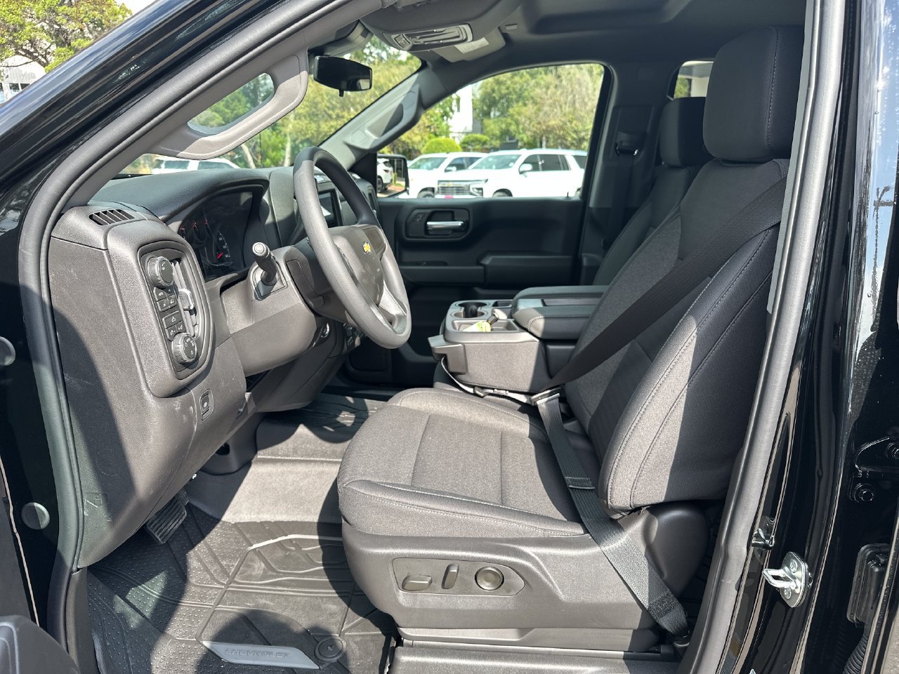 2026 Chevrolet Silverado 1500 Custom - Photo 9